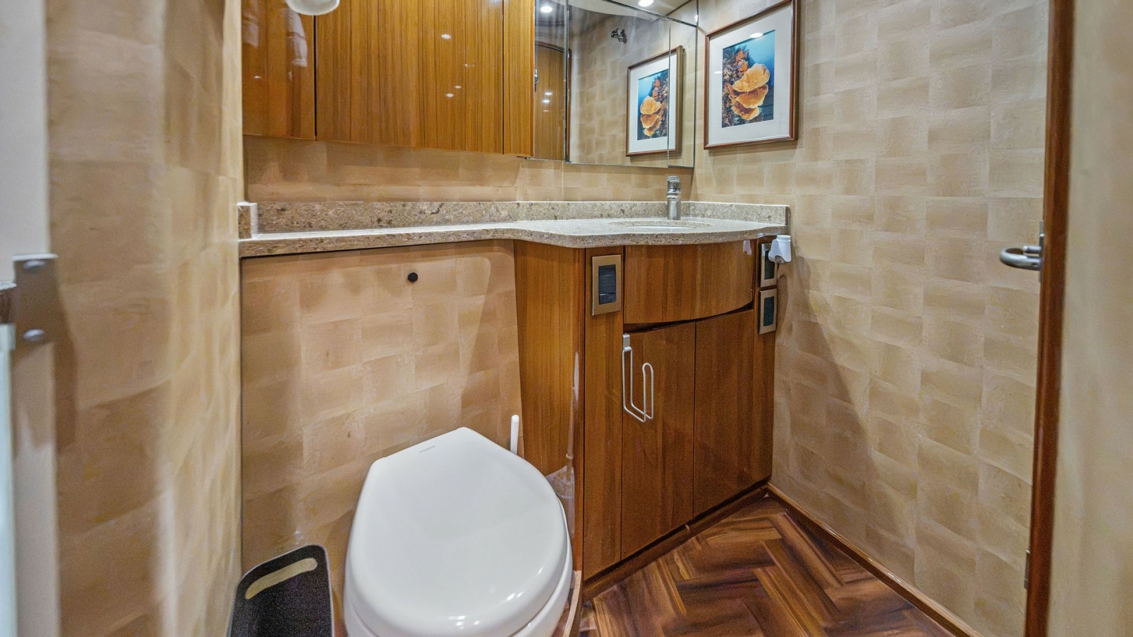 Luxurious Yacht Bathroom Interior