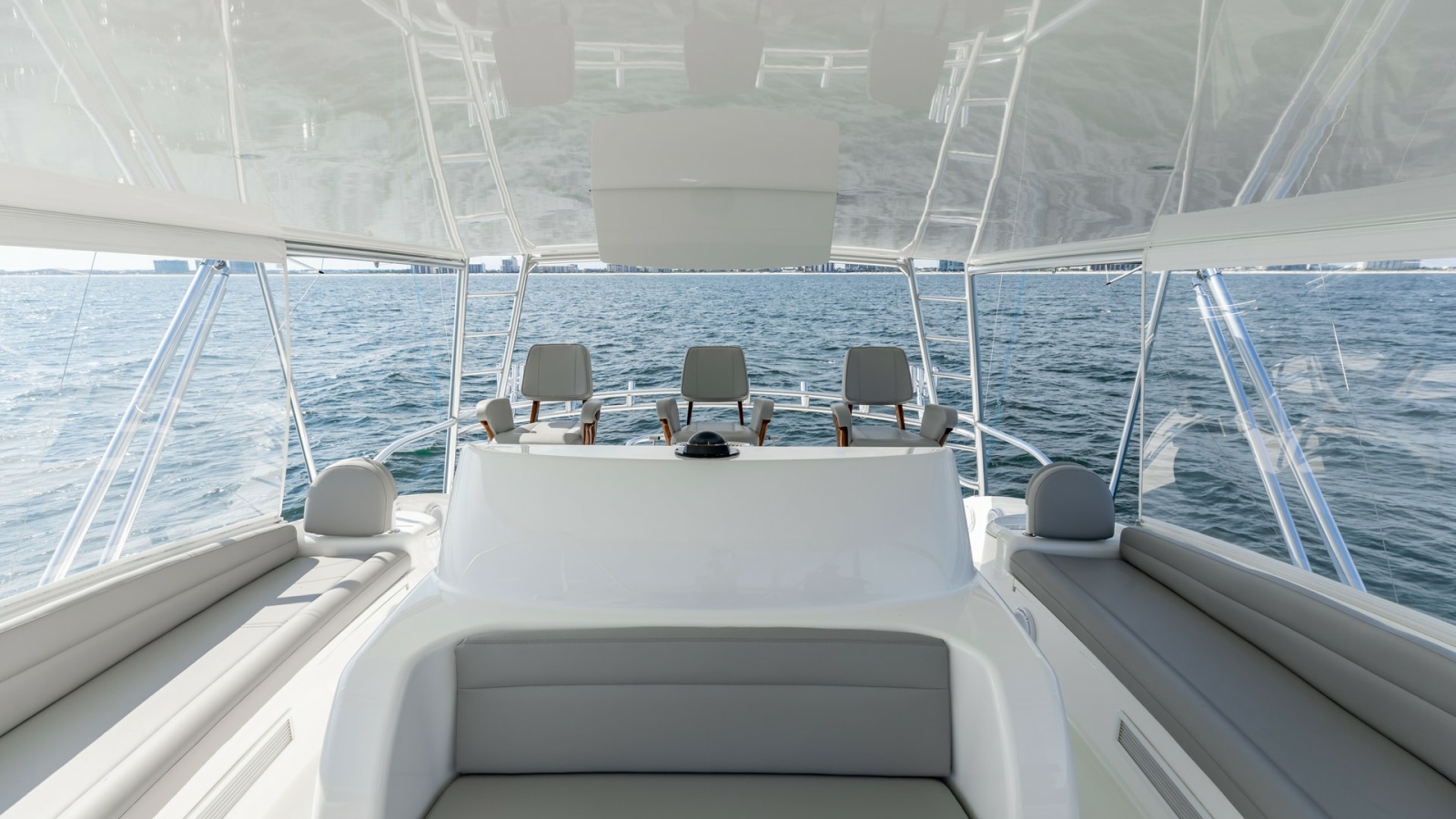 Flybridge Seating and Helm View