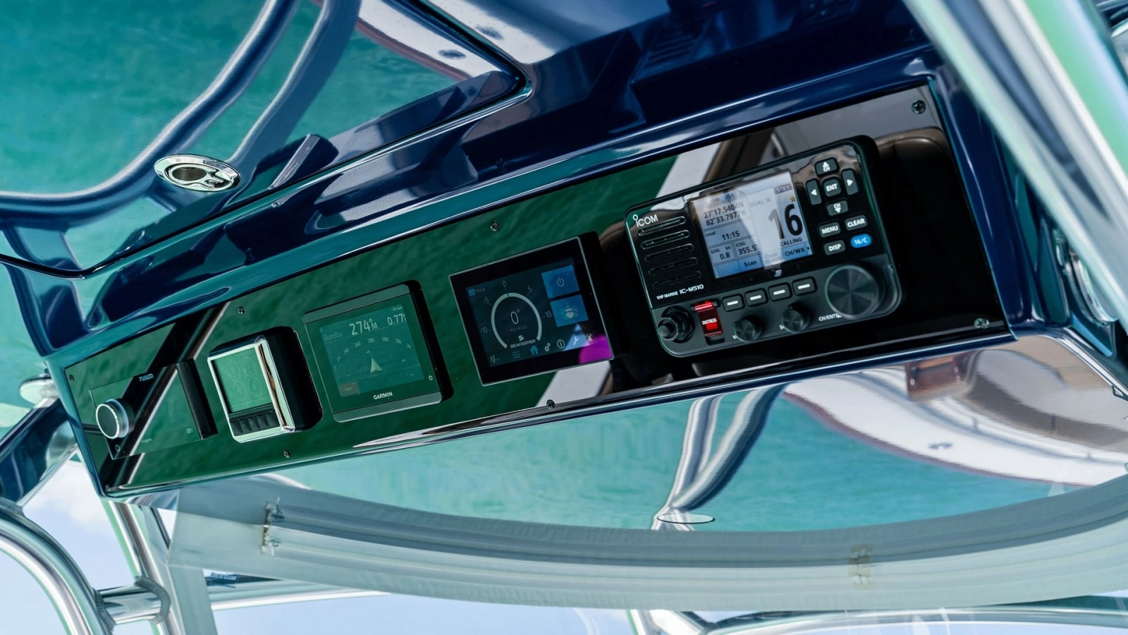Helm Electronics Console Detail
