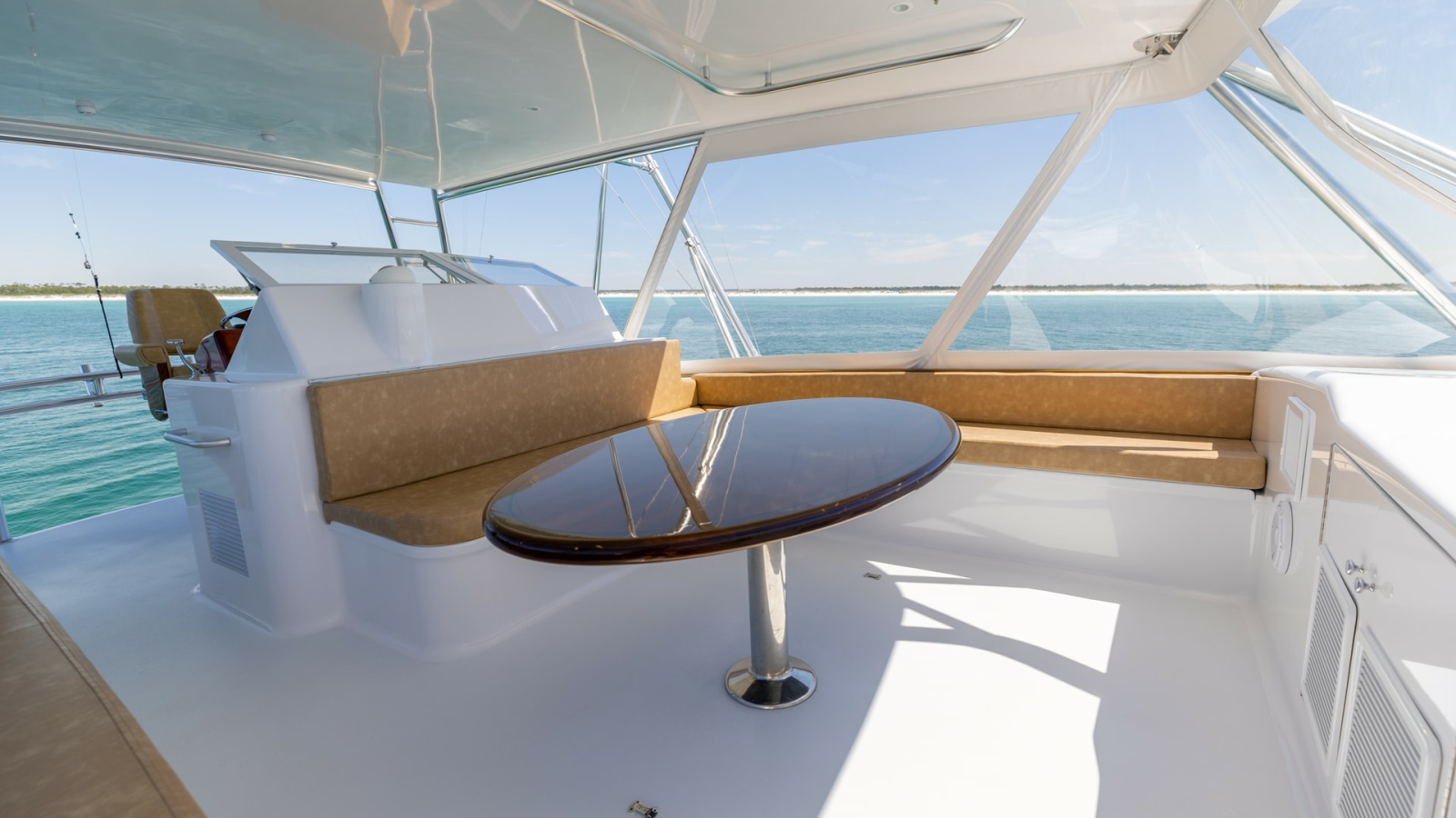 Flybridge Seating Area with Table