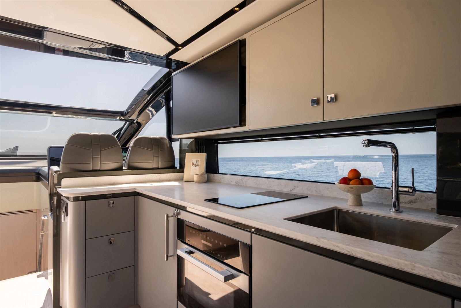 PREDATOR 55 55ft Sunseeker Yacht For Sale