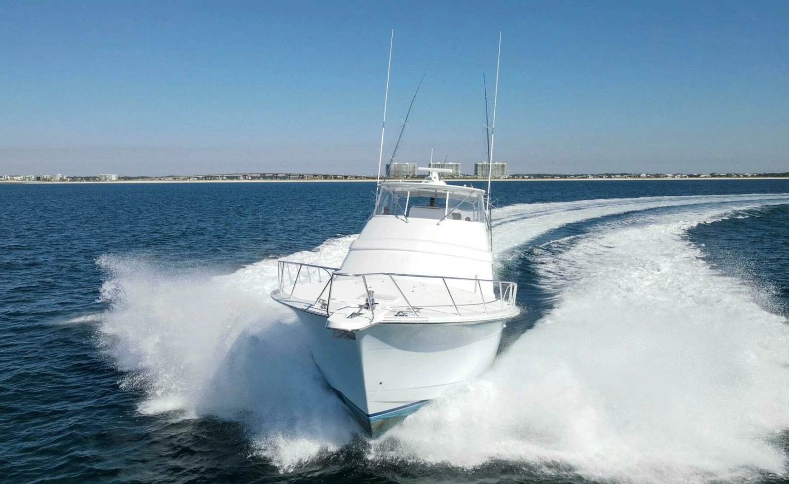 2008 60 Hatteras Blacksmith Exterior (12)