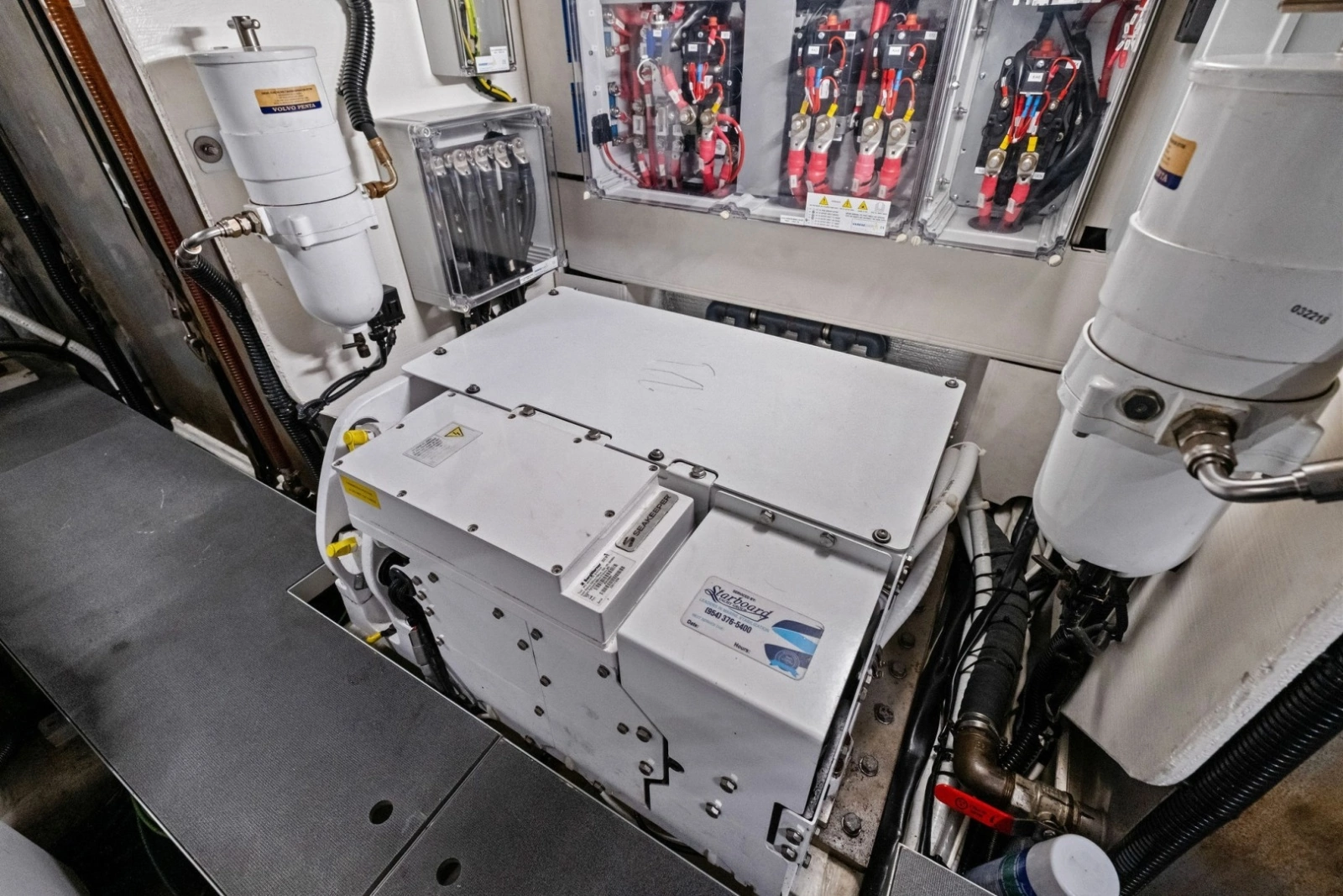 2019 Absolute 52 Navetta