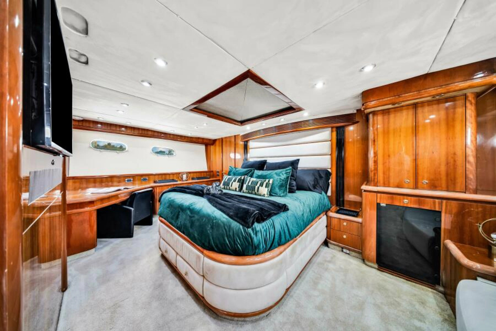2003 Sunseeker 94 Yacht