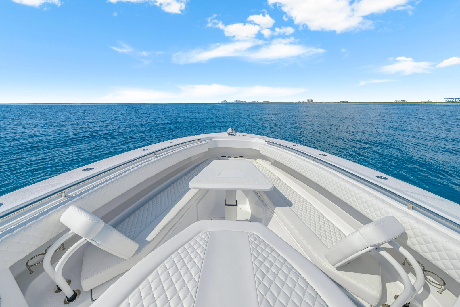 42ft HCB Yacht For Sale