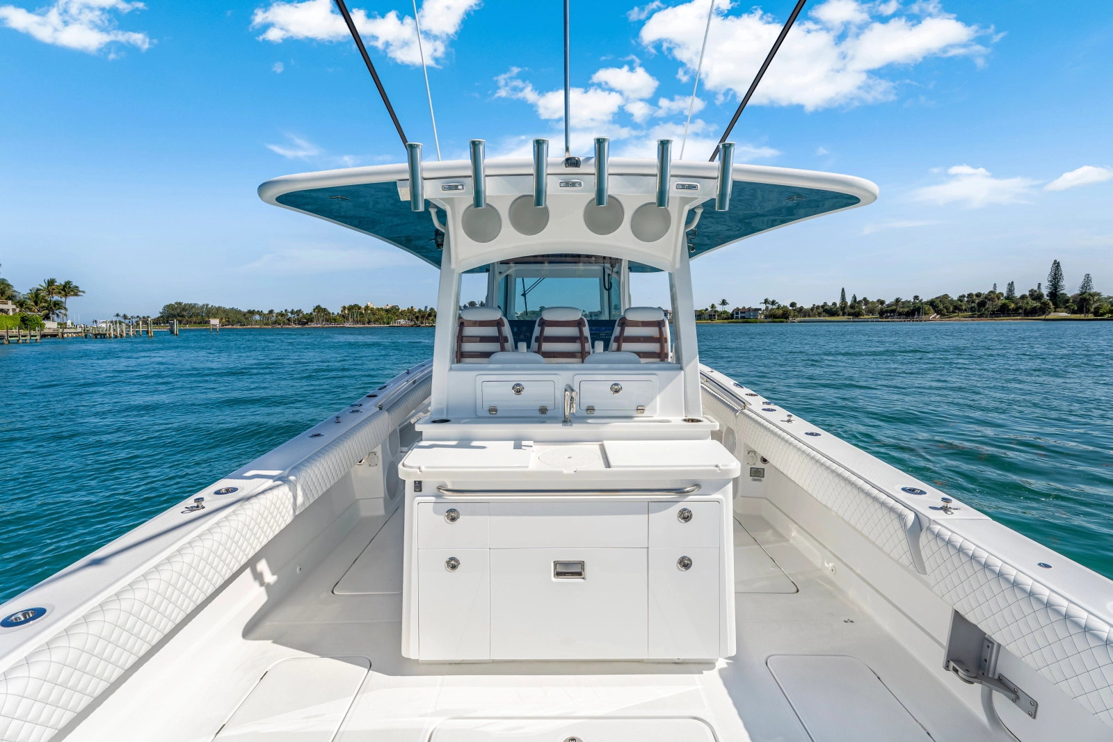 42ft HCB Yacht For Sale