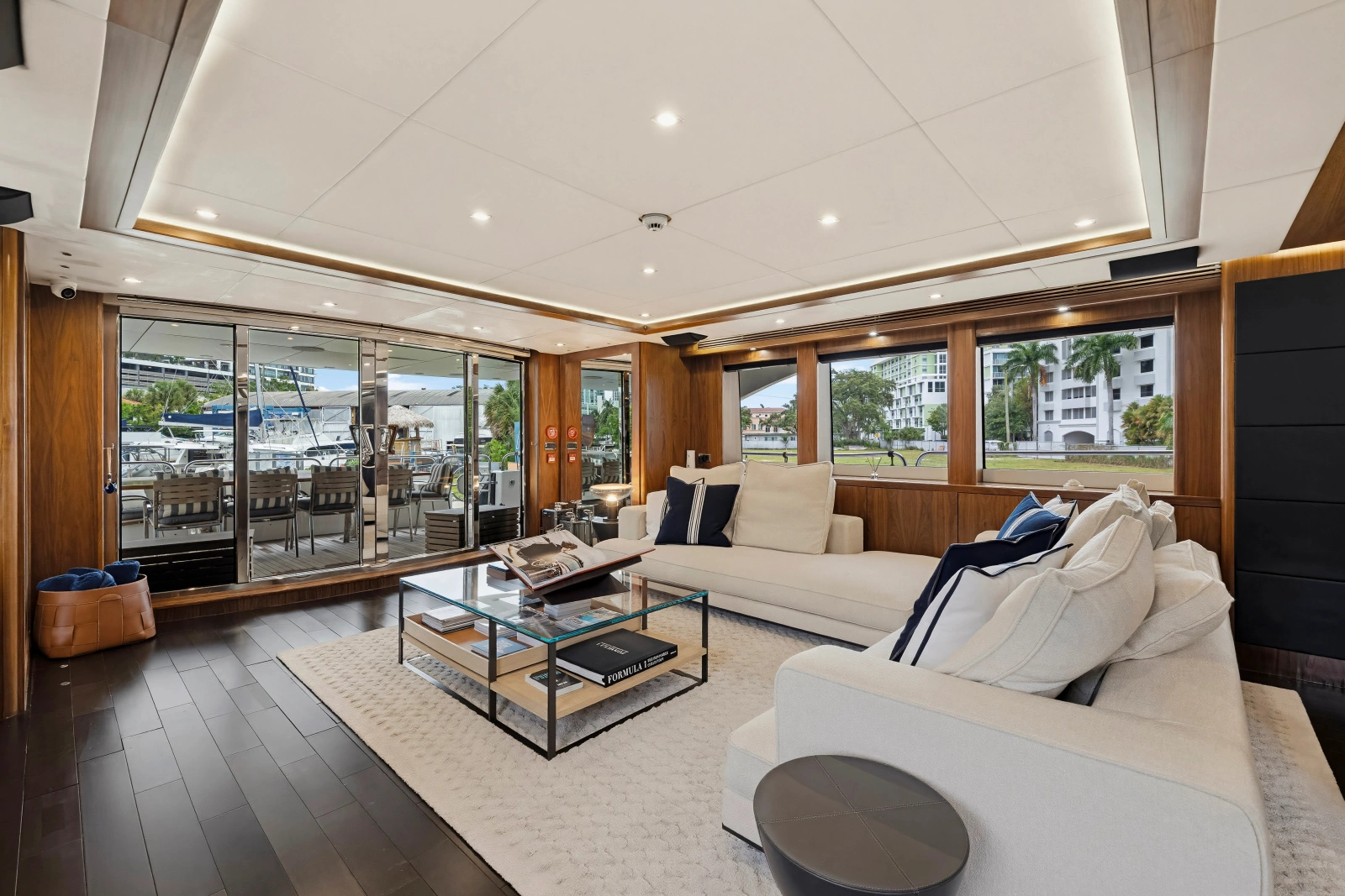 2010 Sunseeker 34 Metre Yacht