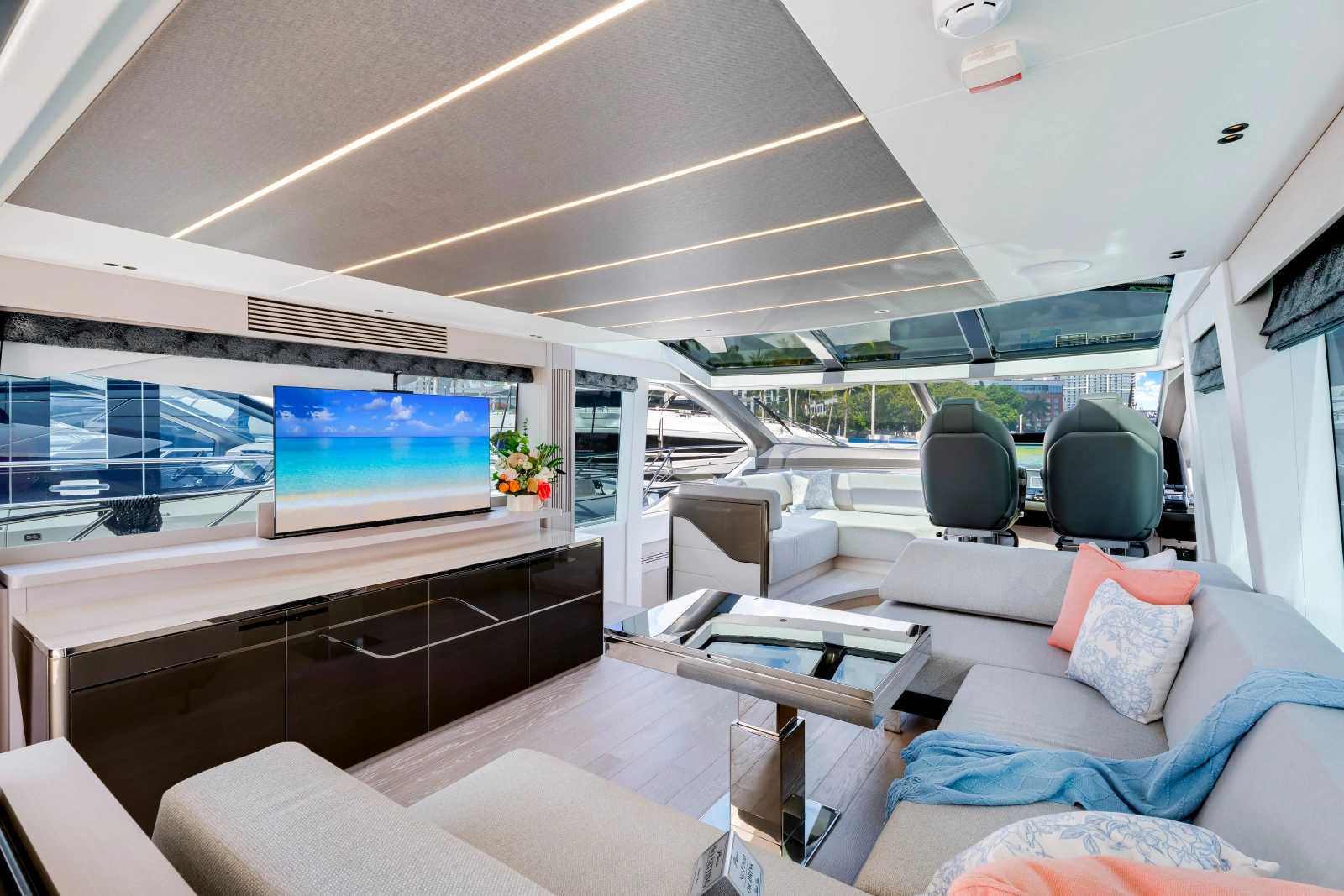 PREDATOR 75 75ft Sunseeker Yacht For Sale