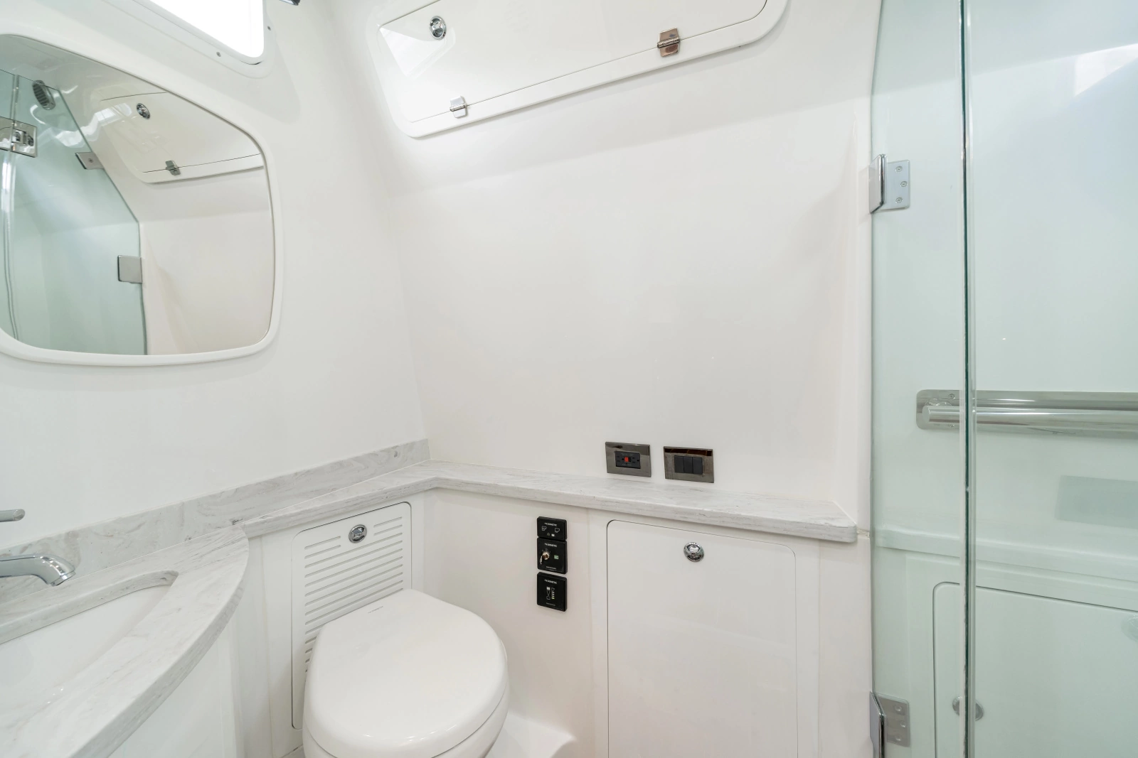 53 Suenos RXV 53ft HCB Yacht For Sale