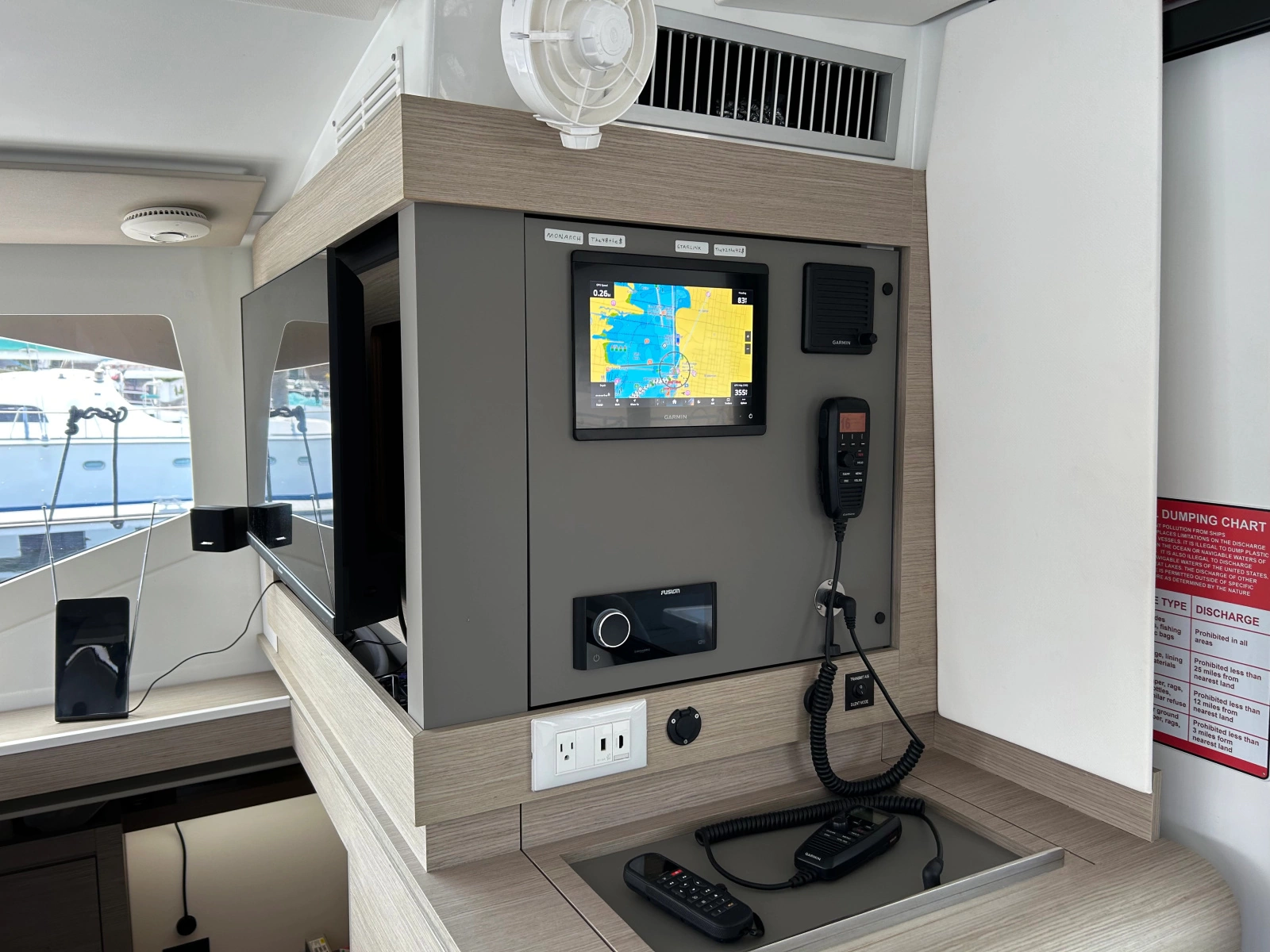 2021 Fountaine Pajot Isla 40