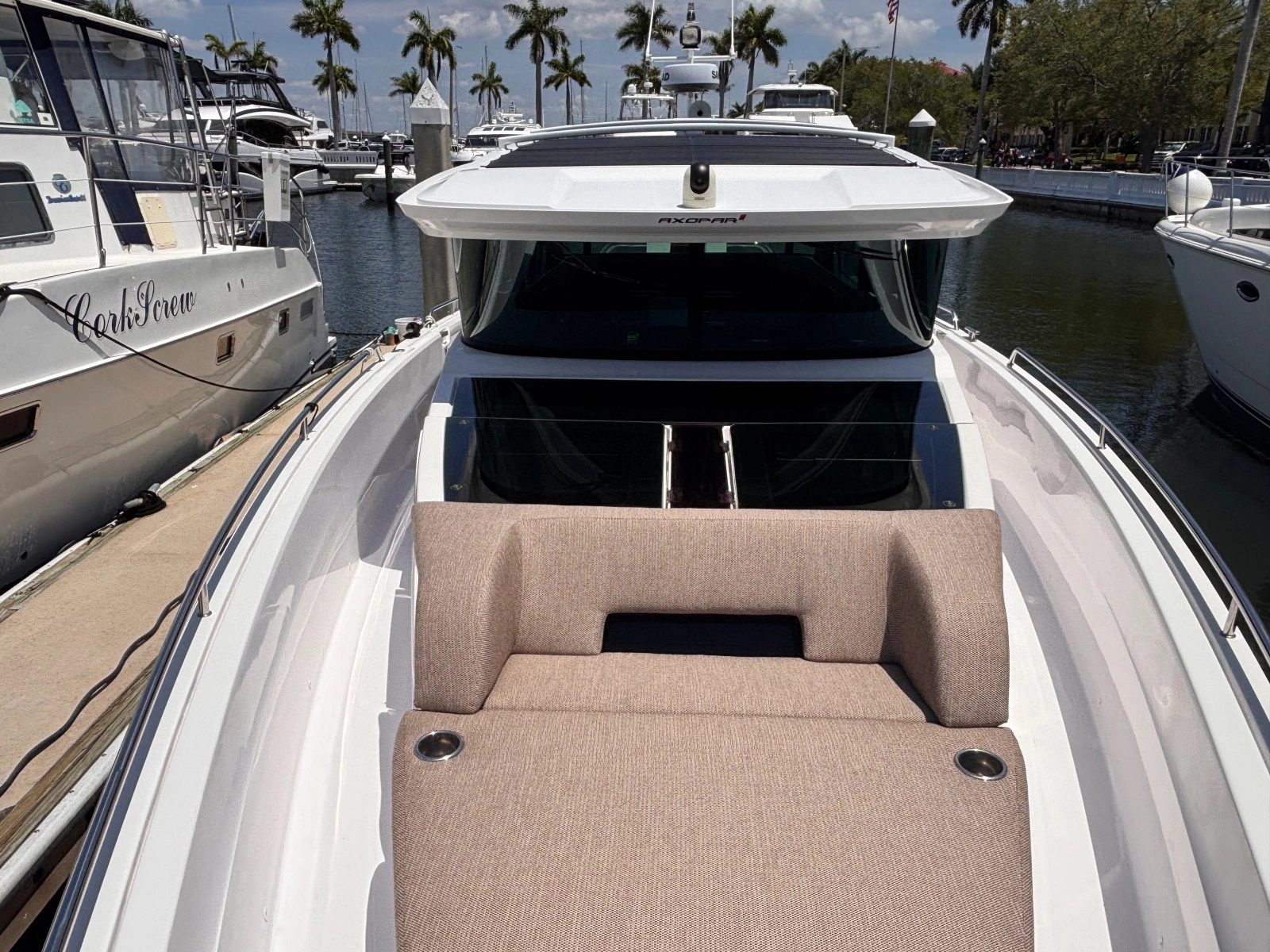 2022 Axopar 45 XC Cross Cabin