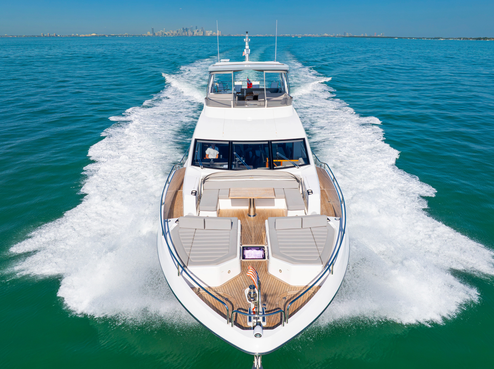 2020 Sunseeker 76 Yacht