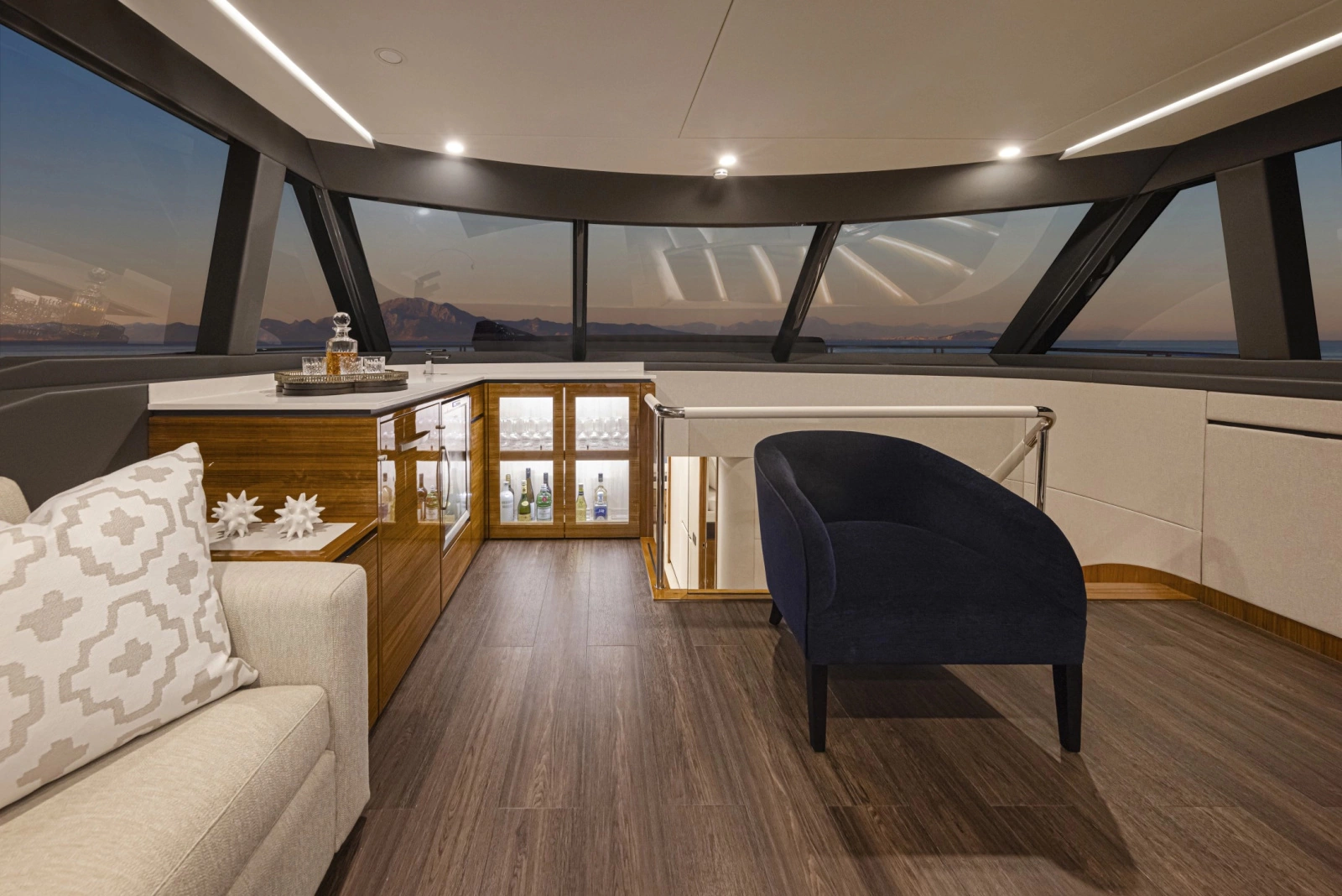 78 Motor Yacht 78ft Riviera Yacht For Sale