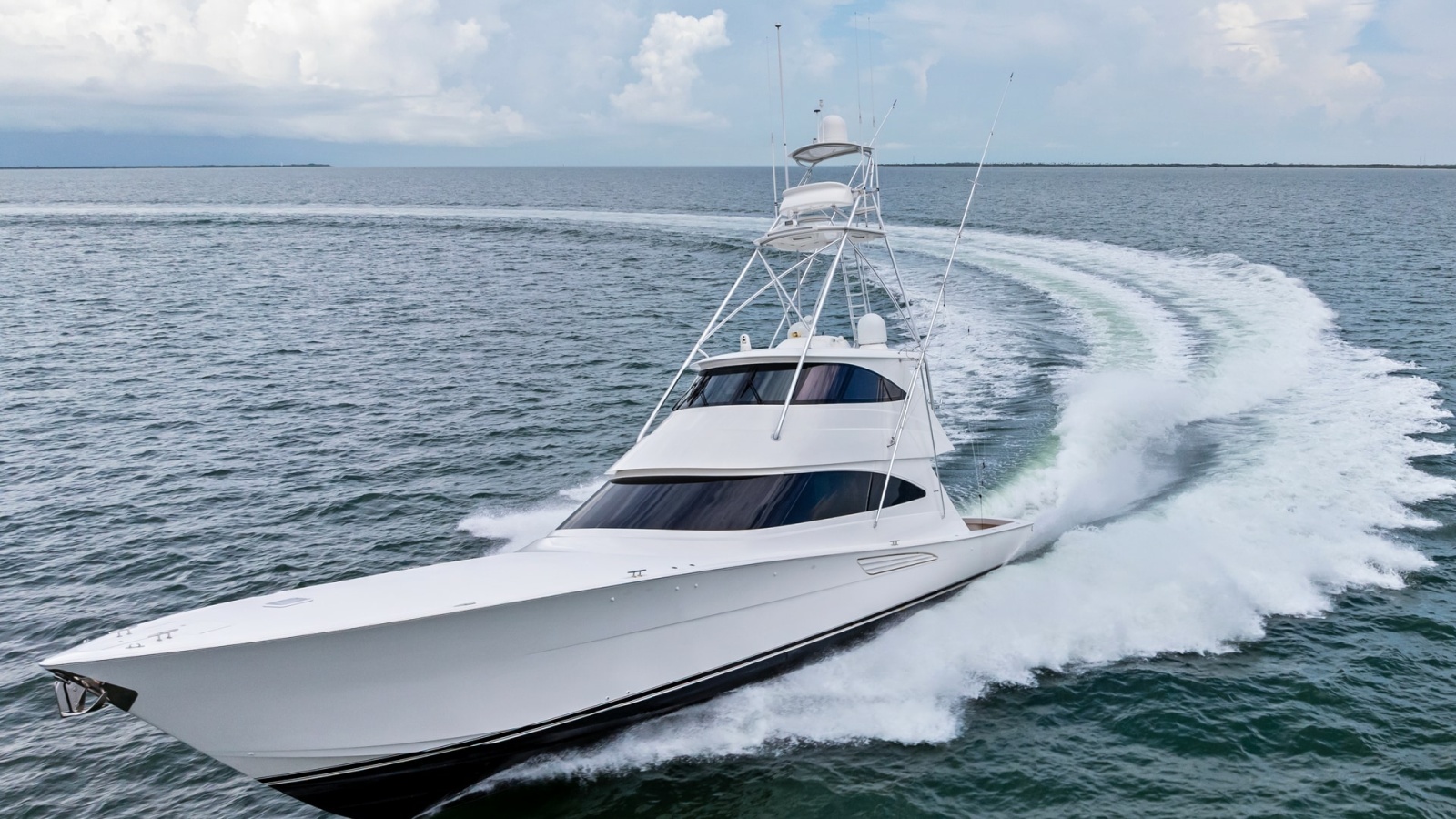Dynamic Bow View in Motion