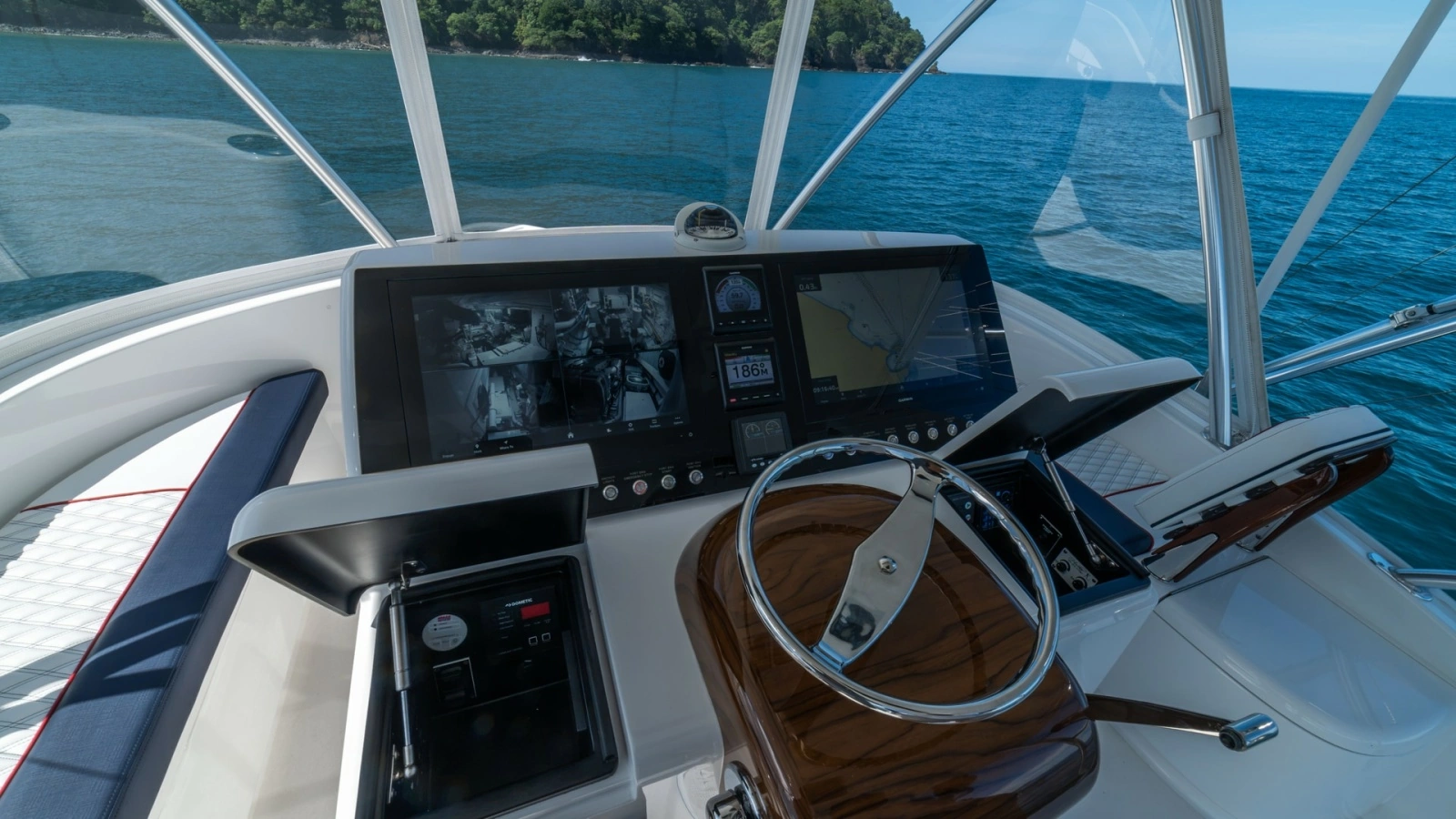 Helm Station with Panoramic View