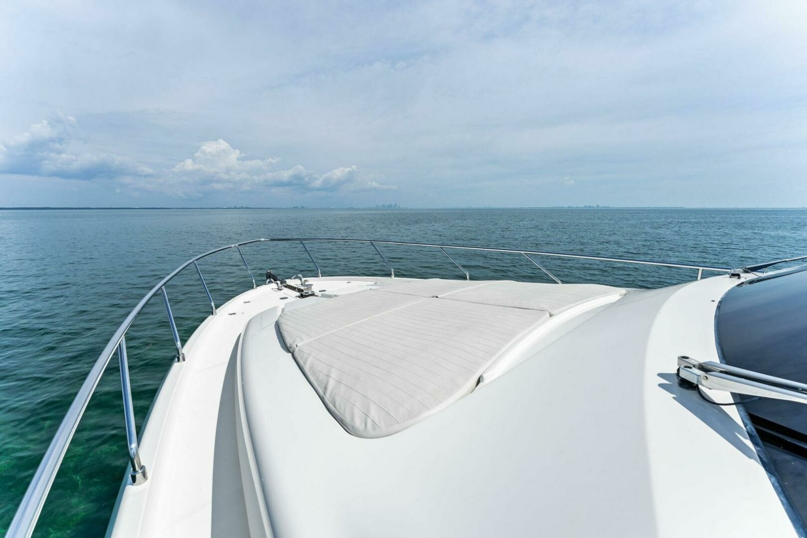 62' 2013 Ferretti Yachts 620