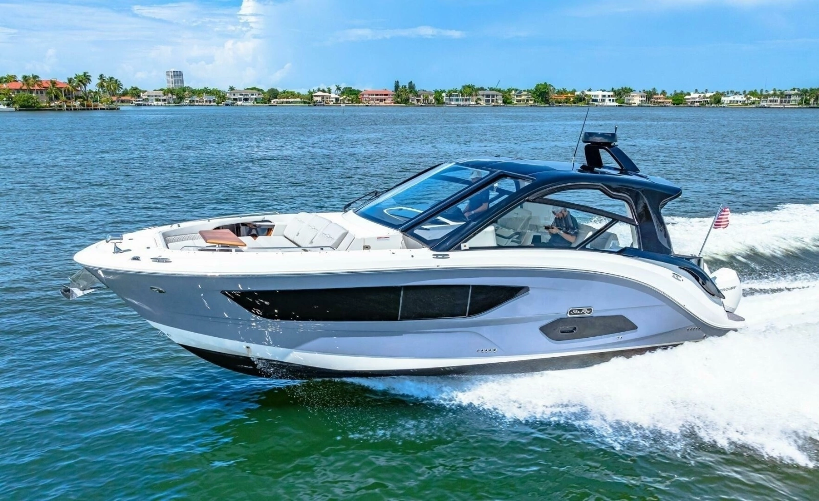 2022 Sea Ray 370 Sundancer photo 53