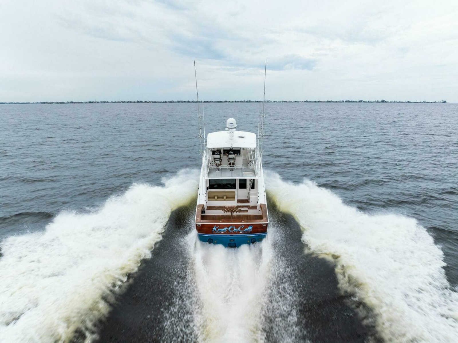 61' 2006 Viking 61 Convertible