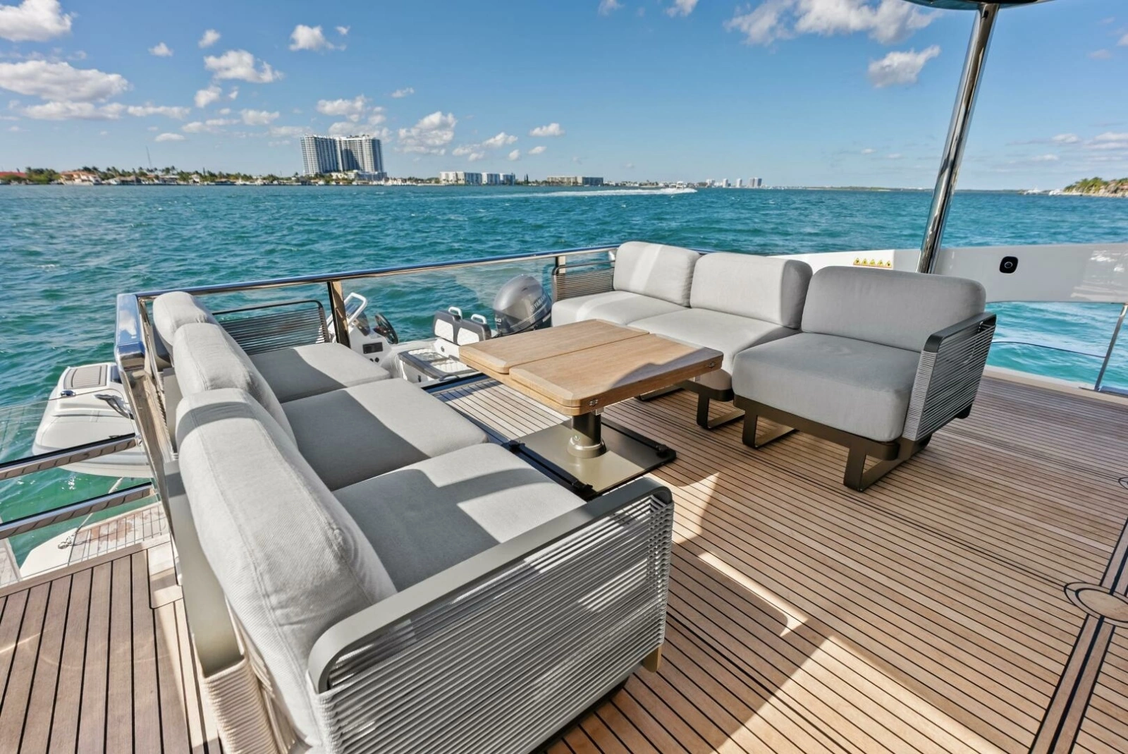 Fantasy Girl 75ft Absolute Yacht For Sale