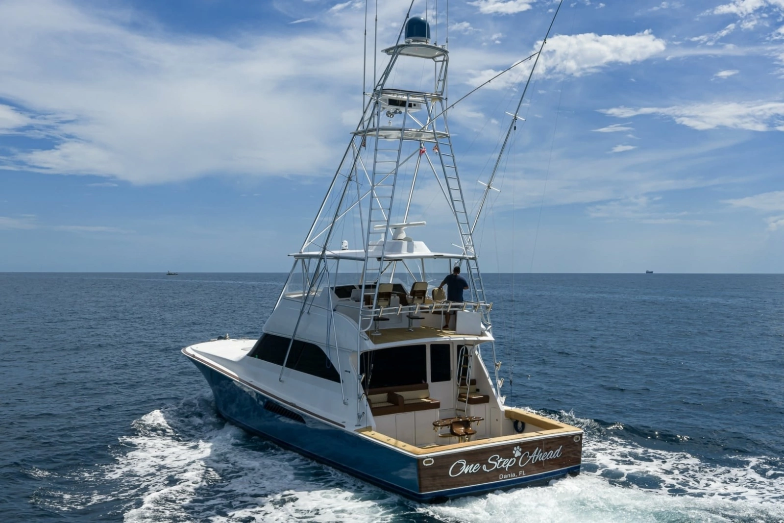 2002 Viking 61 Convertible