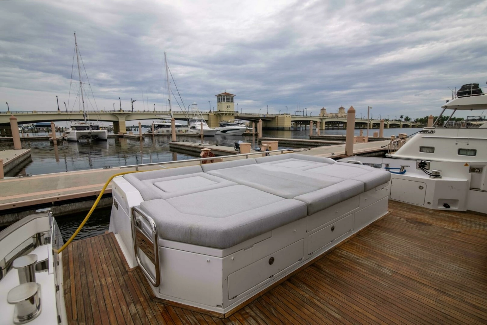 Azimut 70 Triple Play -