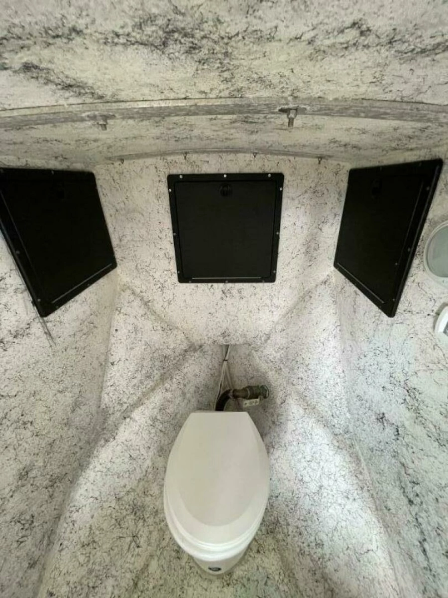 1997 Custom 31 Center Console Pullin Drag