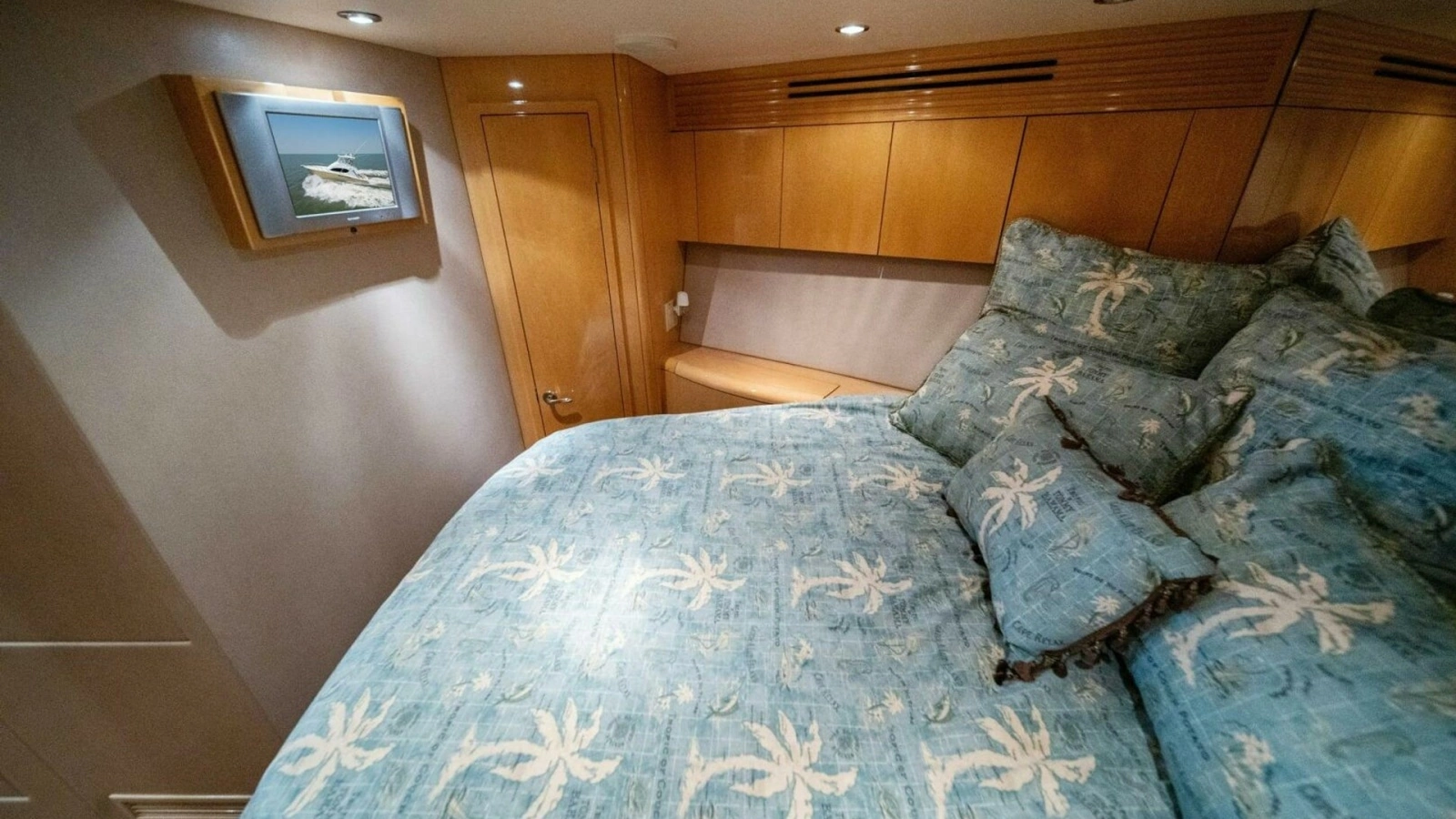 2003 Hatteras 54 Convertible - Big Boyd