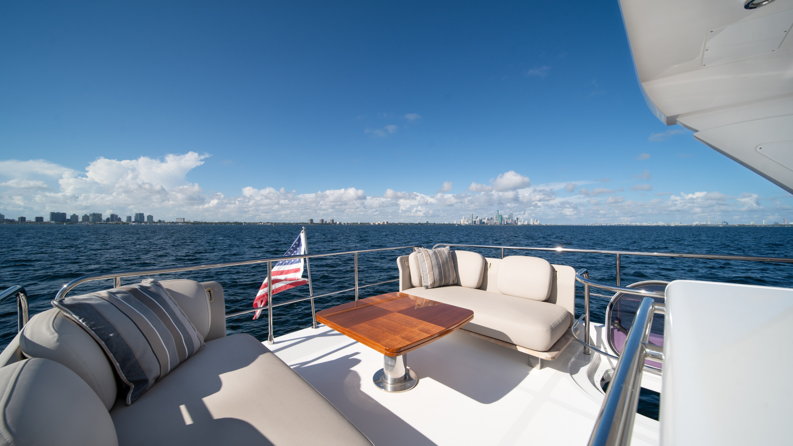 2020 Azimut 50 Flybridge