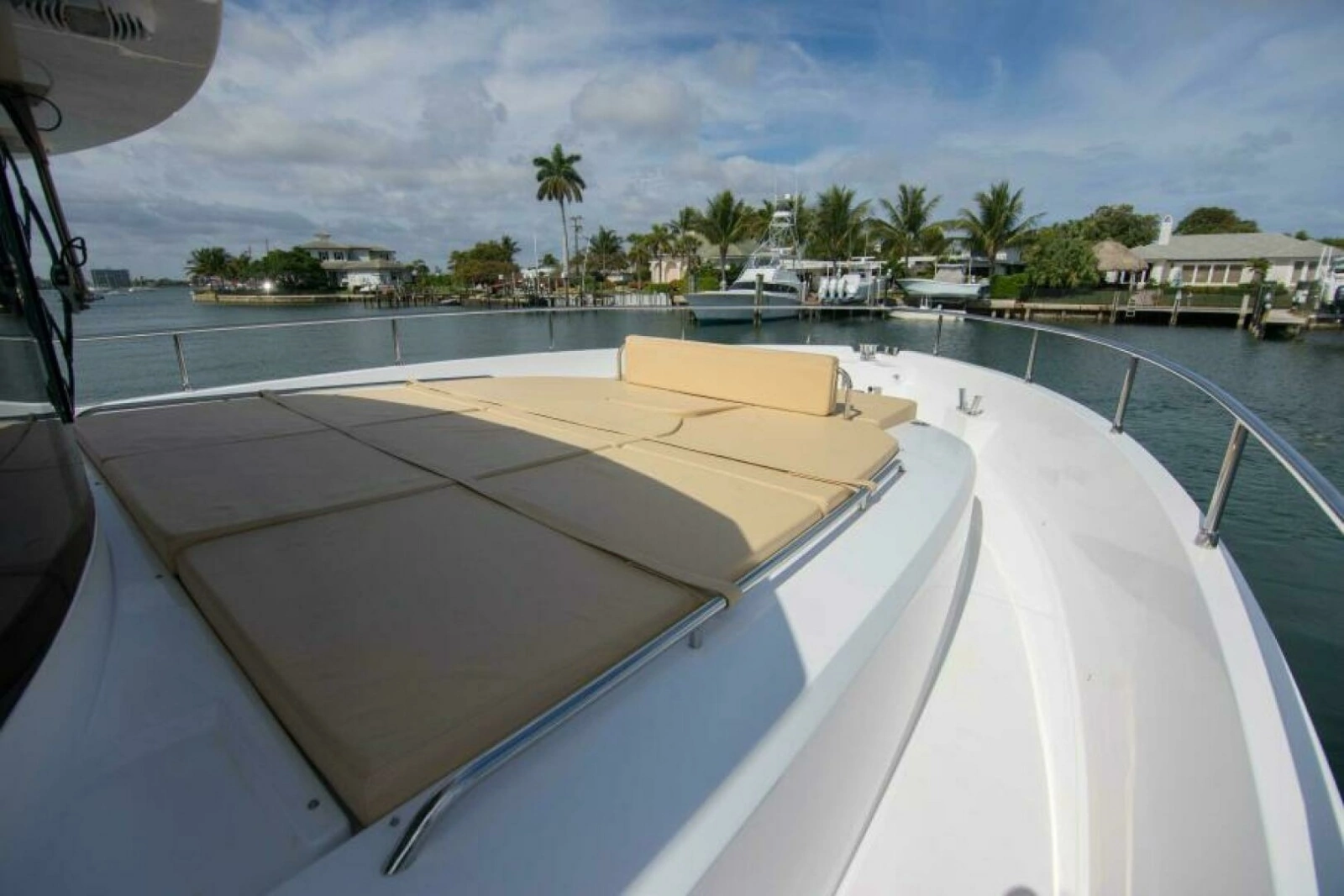 2019 Sundeck Yachts 580 Sport