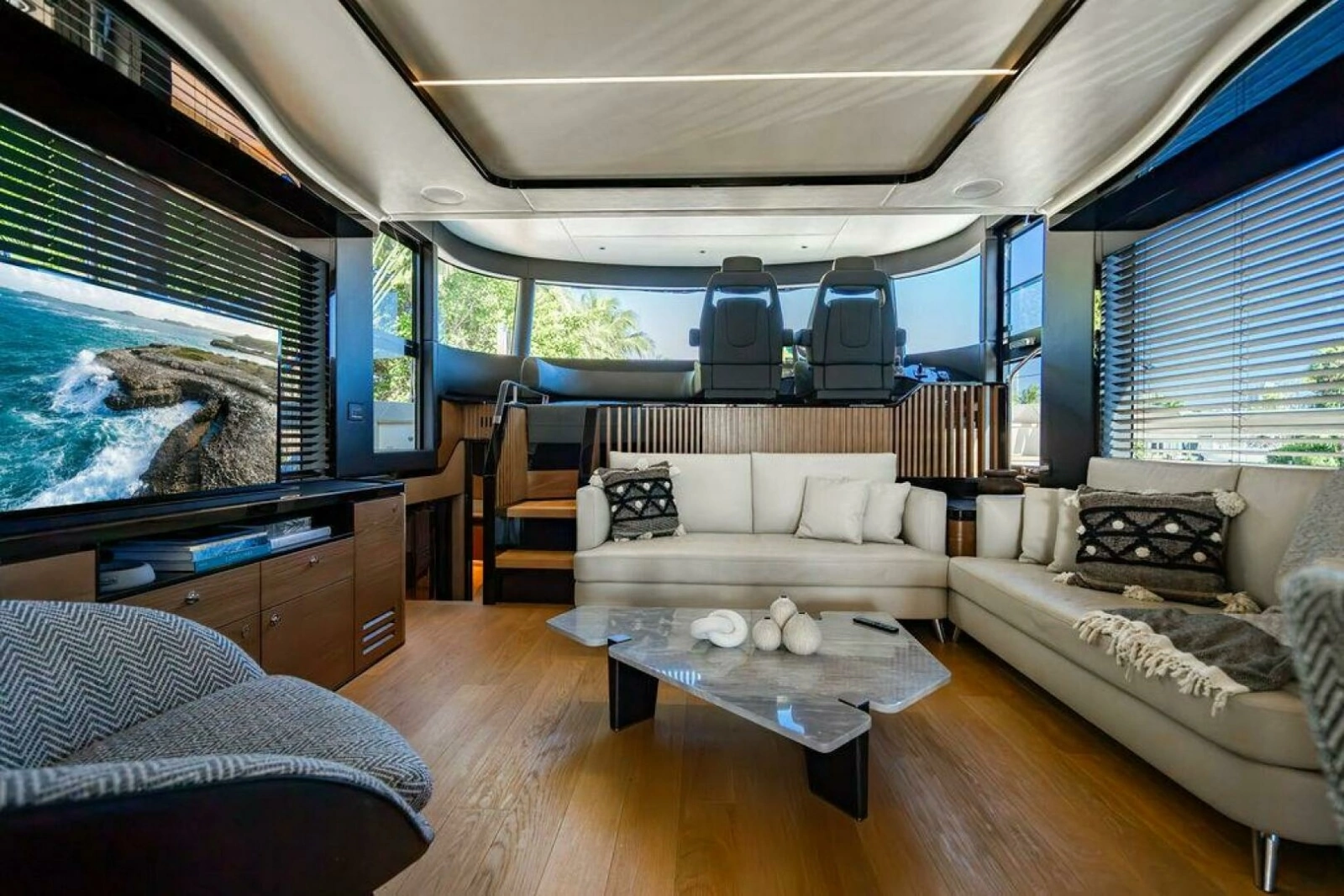 2023 Absolute 64 Navetta