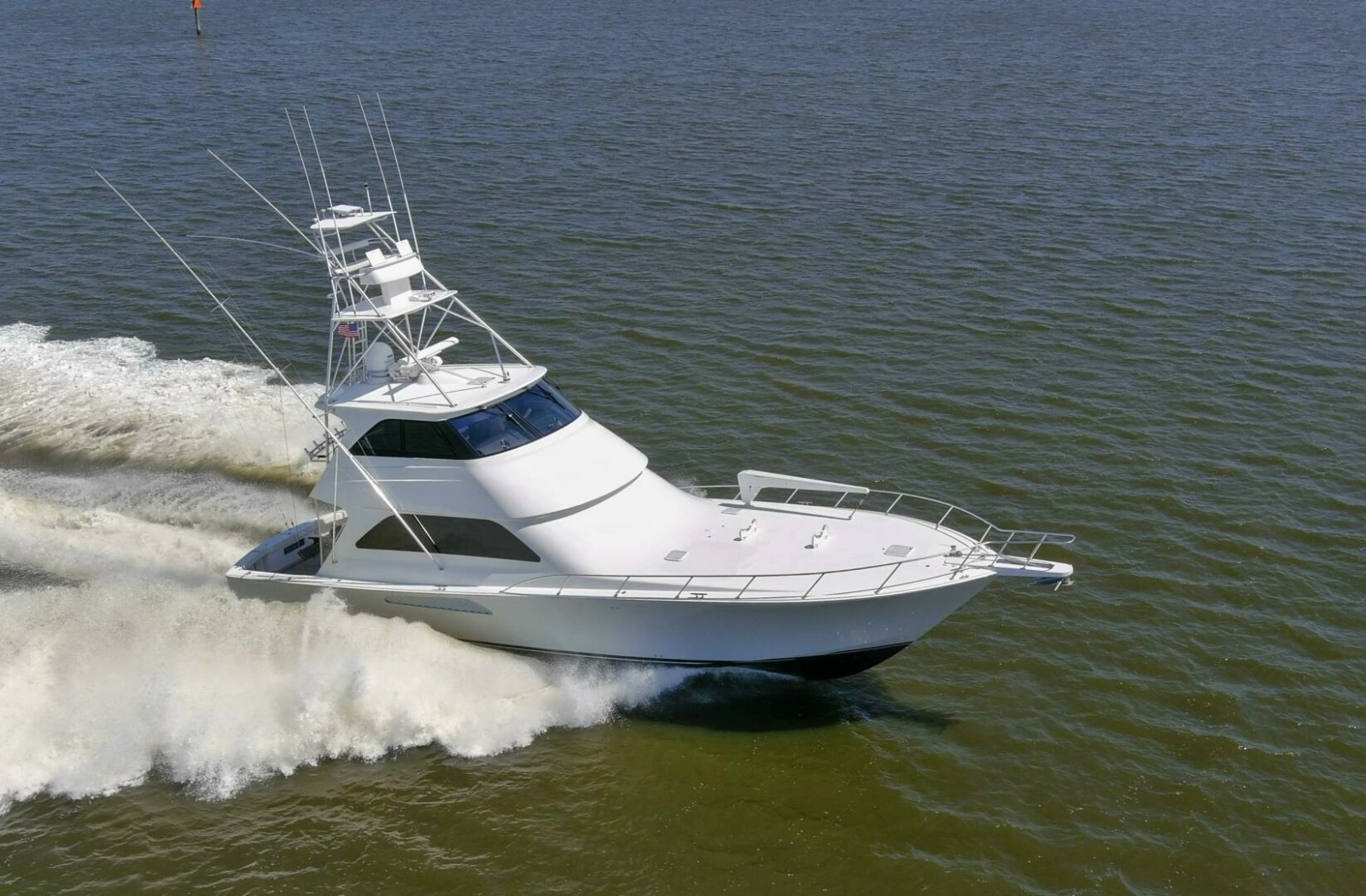 2007 64 Viking Enclosed Bridge Reel Blues Exterior (5)