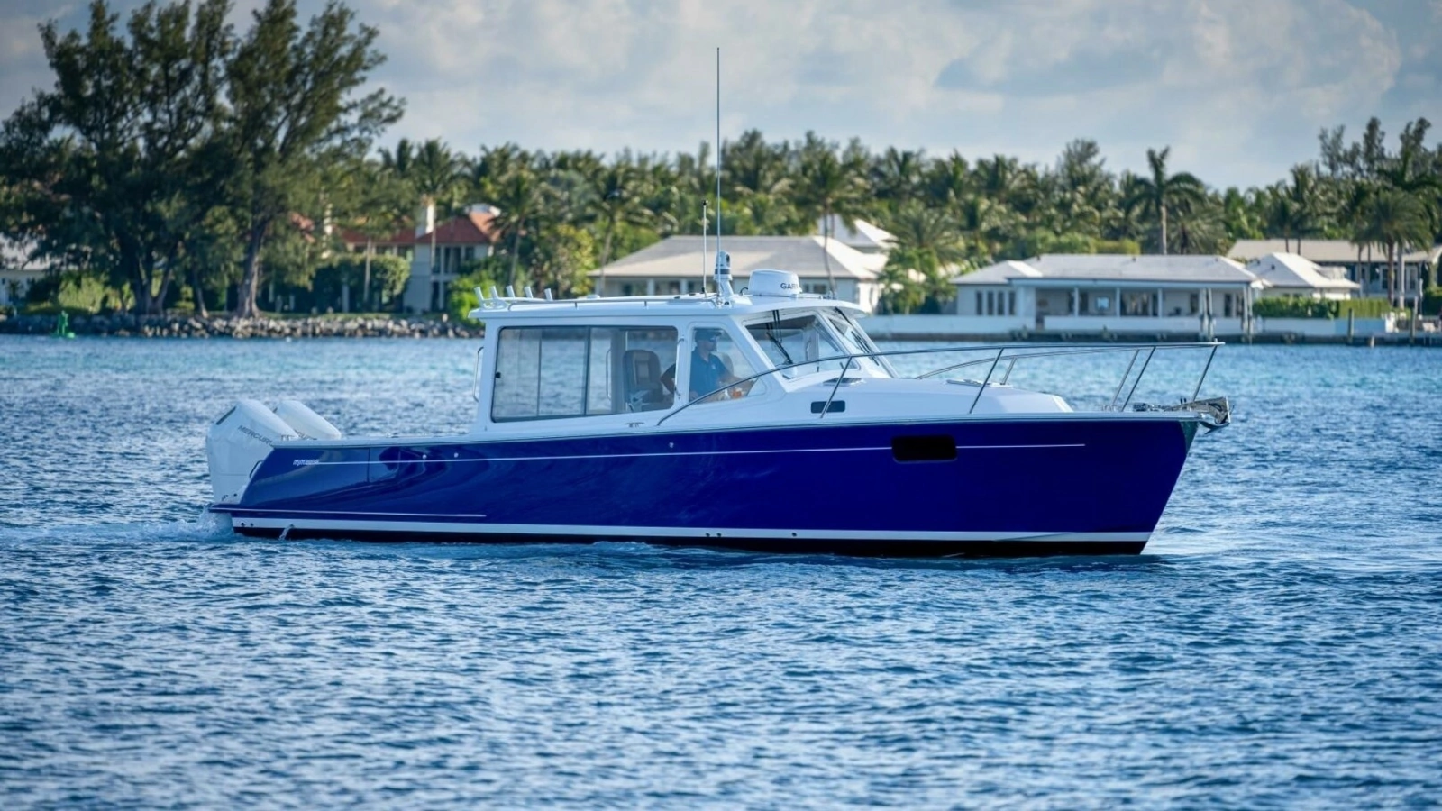 MJM 38RS Profile
