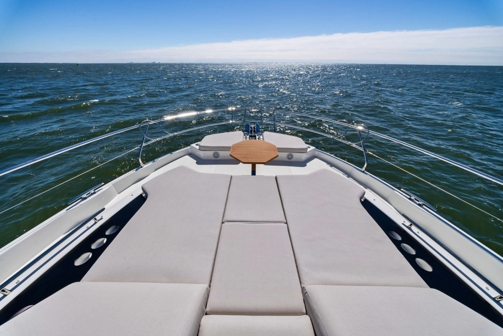 2026 F5.7 Prestige Yachts