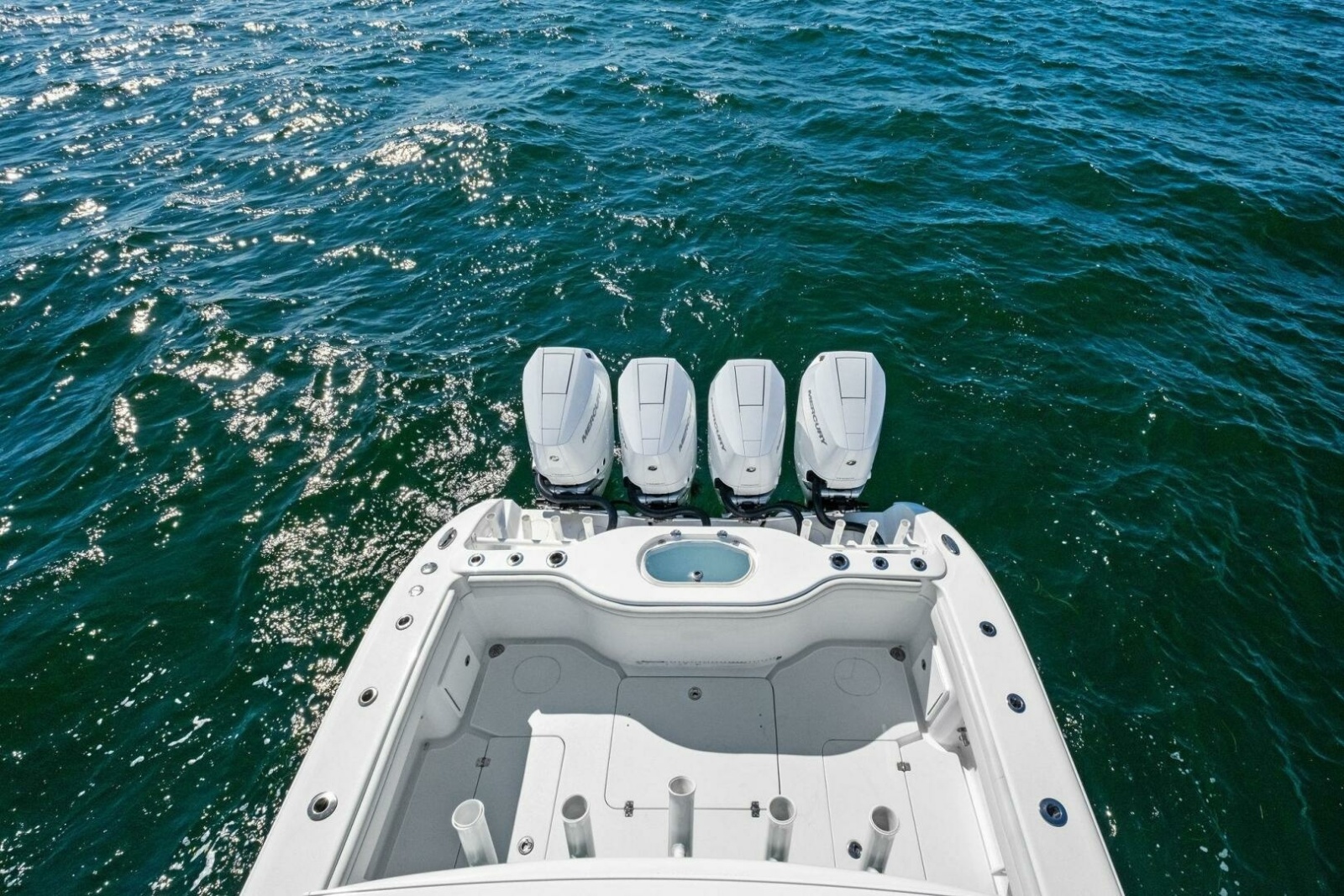 42' 2017 Yellowfin 42 Offshore