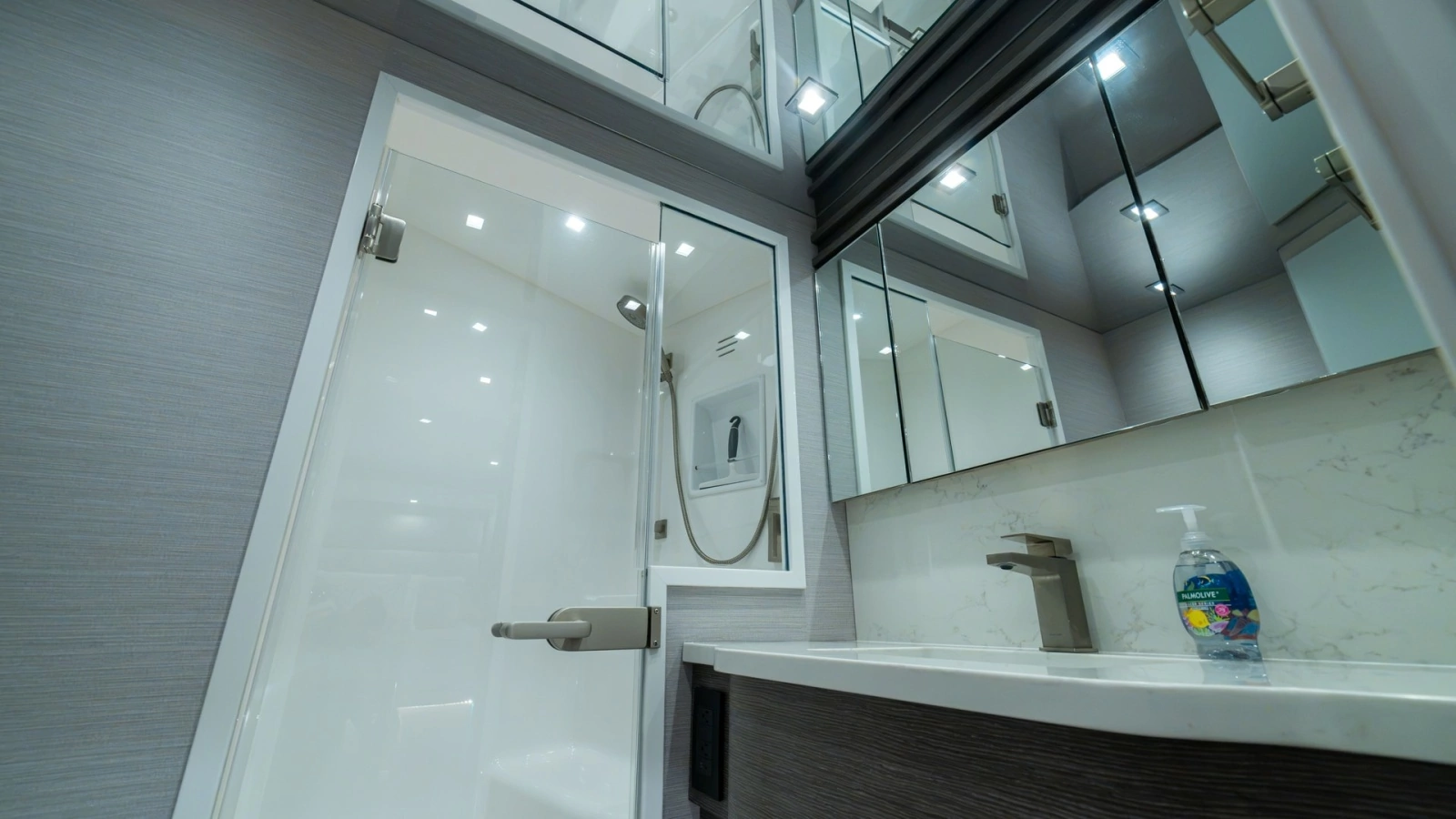 Luxurious Ensuite Bathroom
