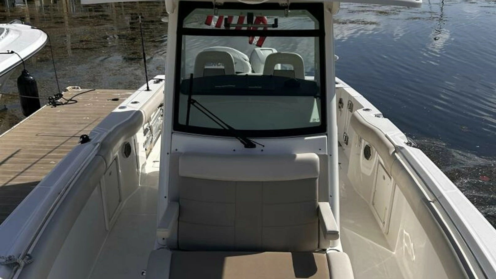2017 33 Boston Whaler 330 Outrage Bow