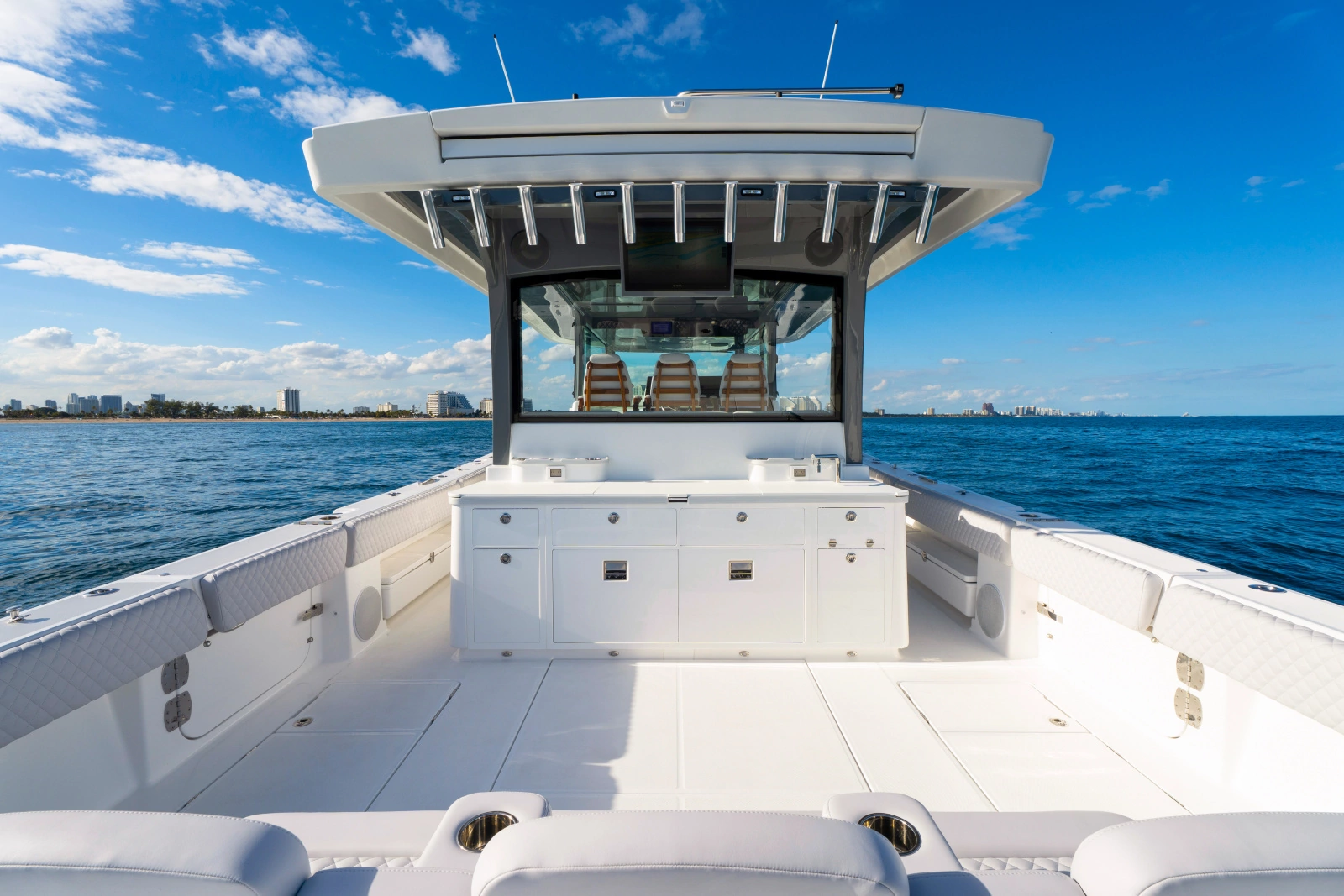 56ft HCB Yacht For Sale