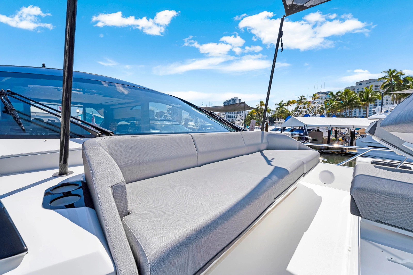 PREDATOR 55 55ft Sunseeker Yacht For Sale