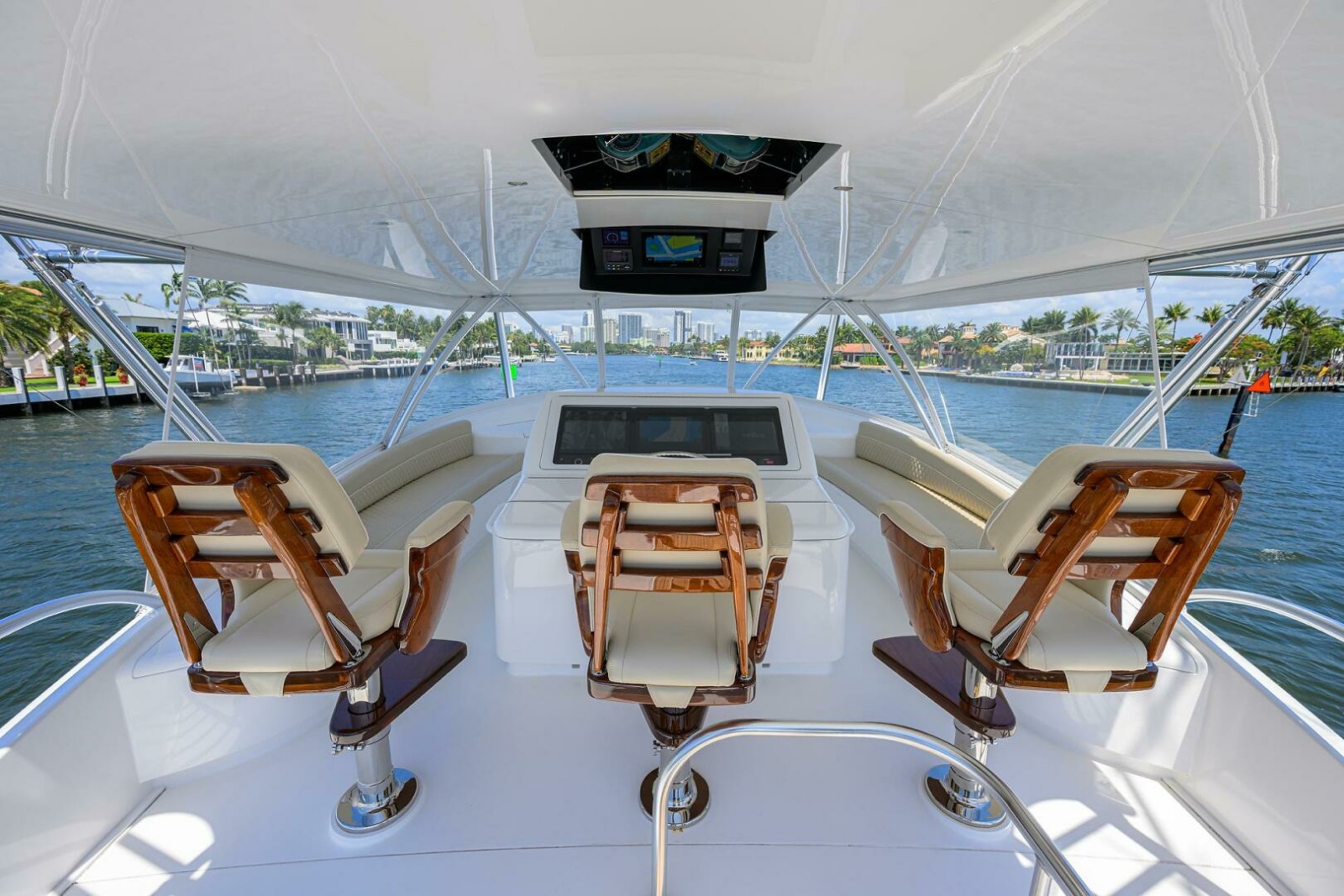 Helm Seating