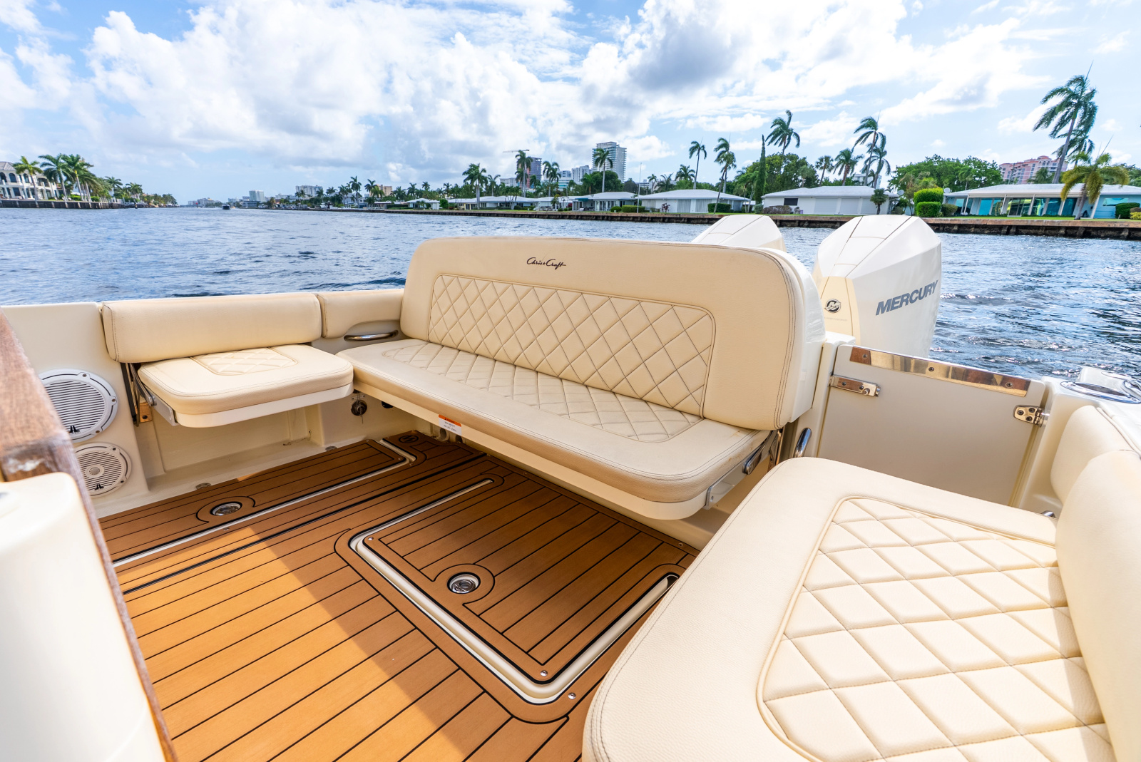 2019 Chris-Craft Catalina 30