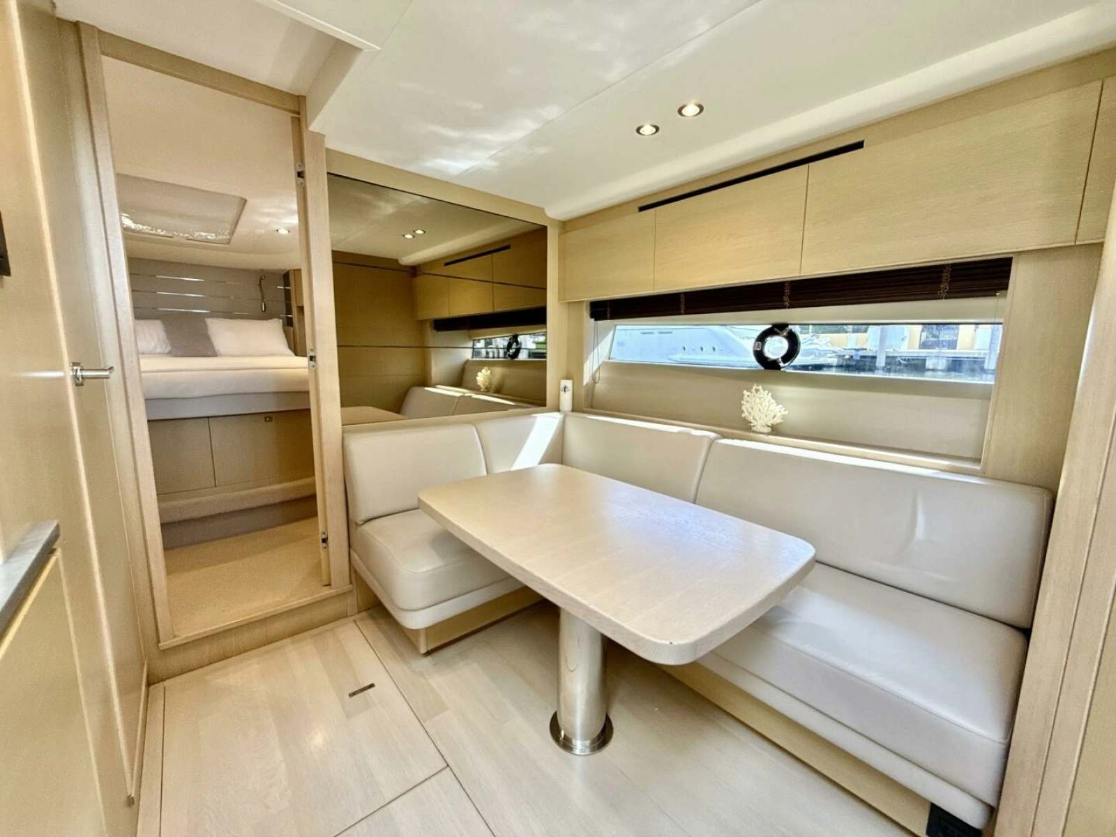 Princess 58 - IL CAPO - Dinette