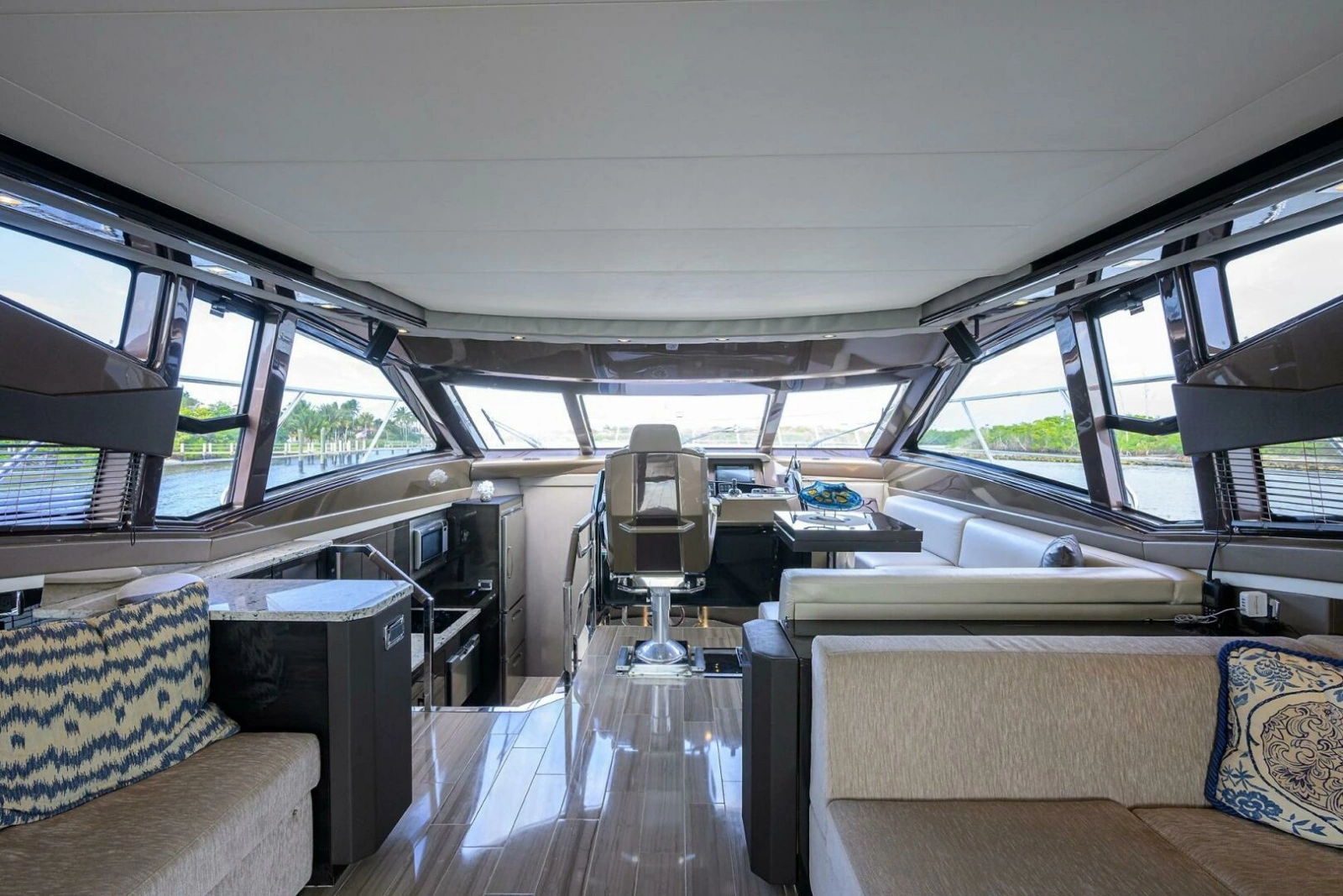Marquis 66 ANDIAMO - Lower Helm