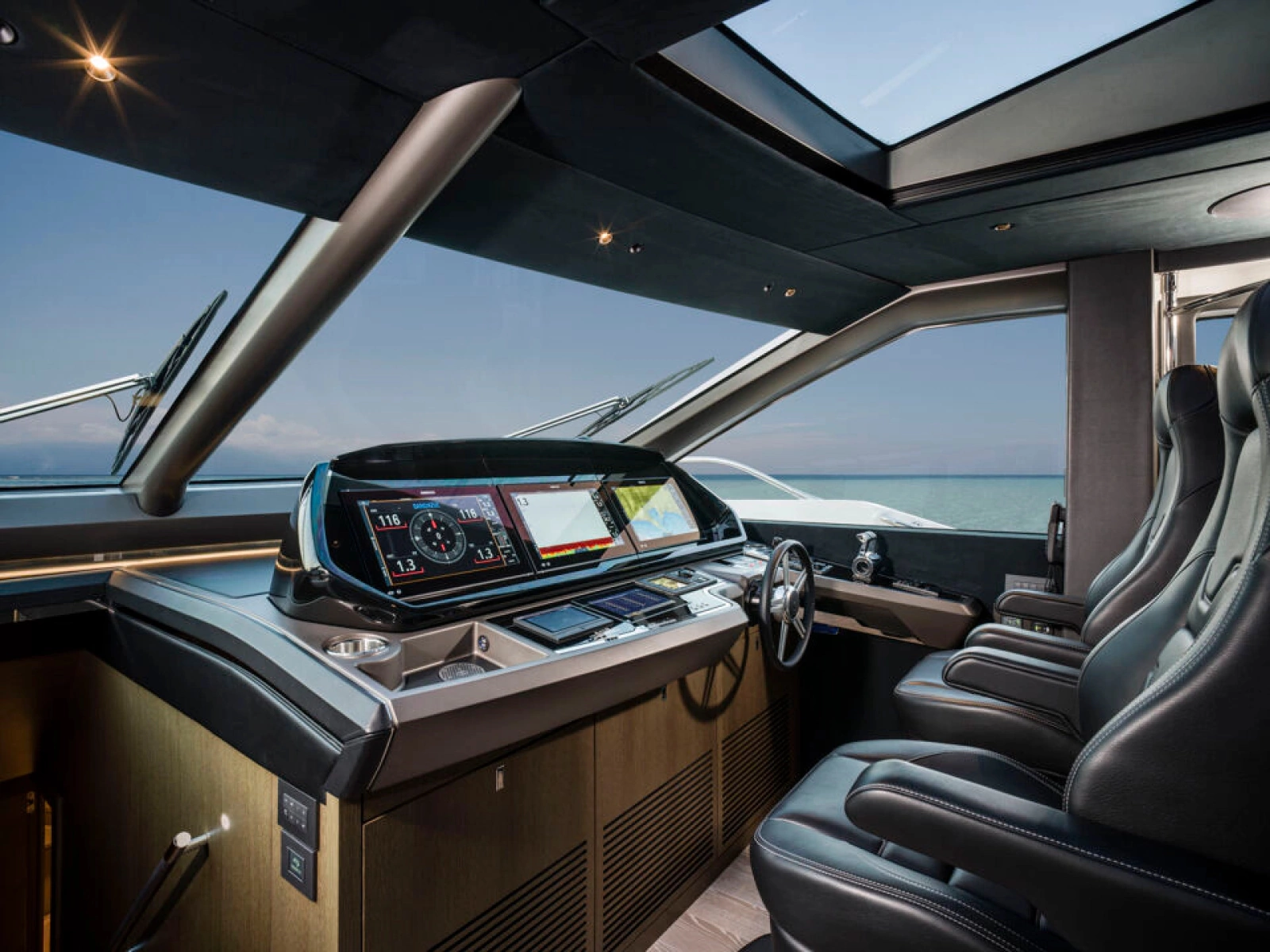 90 OCEAN 90ft Sunseeker Yacht For Sale