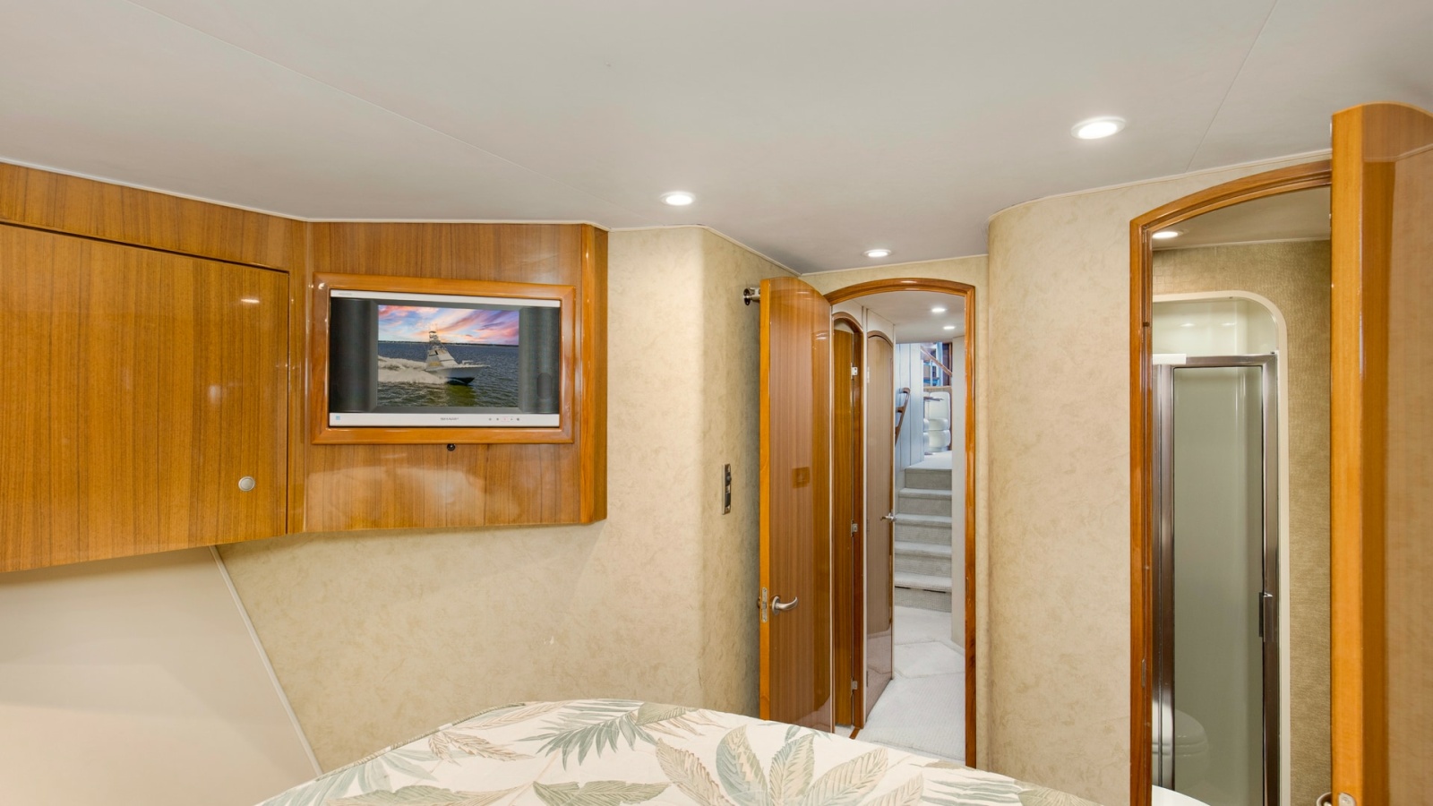 2007 64 Viking Enclosed Bridge Reel Blues Forward Stateroom (2)