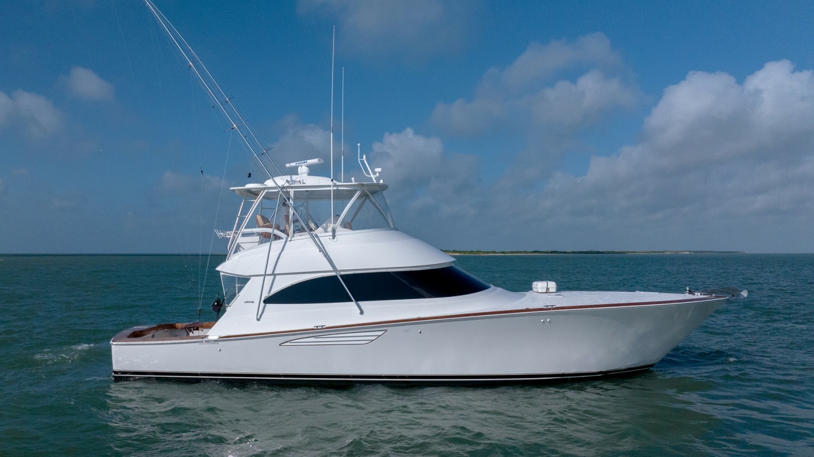 Side Profile of Viking 55 Convertible