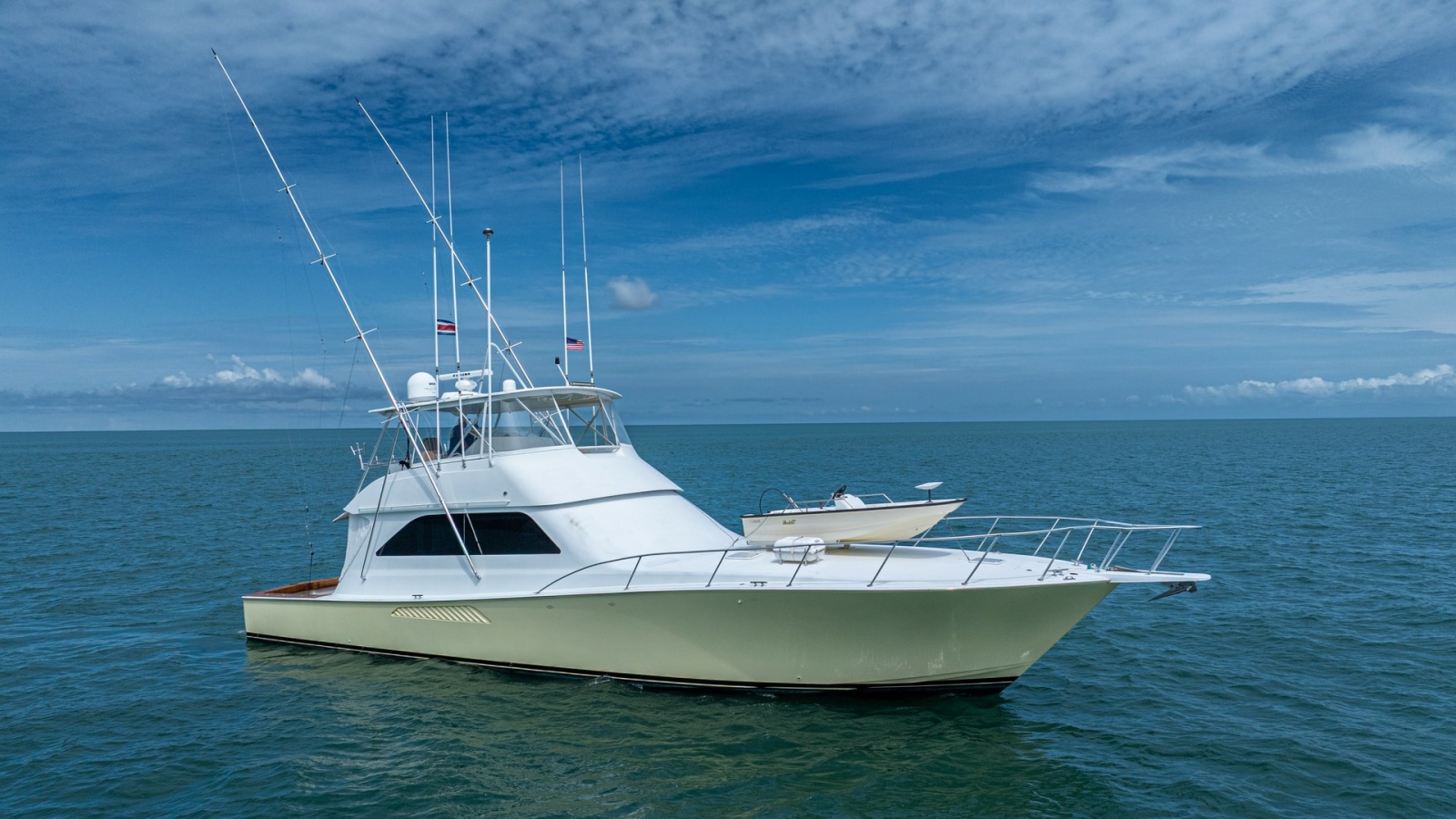 Side Profile of 2002 Viking 61 Convertible