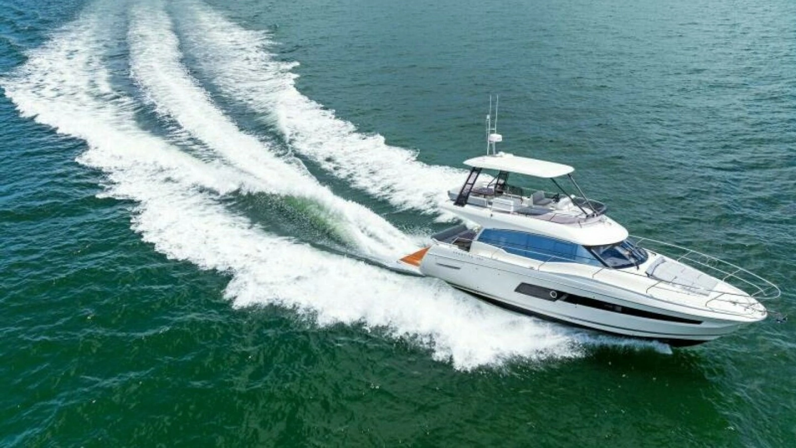 2025 Prestige 460 Flybridge - Sistership
