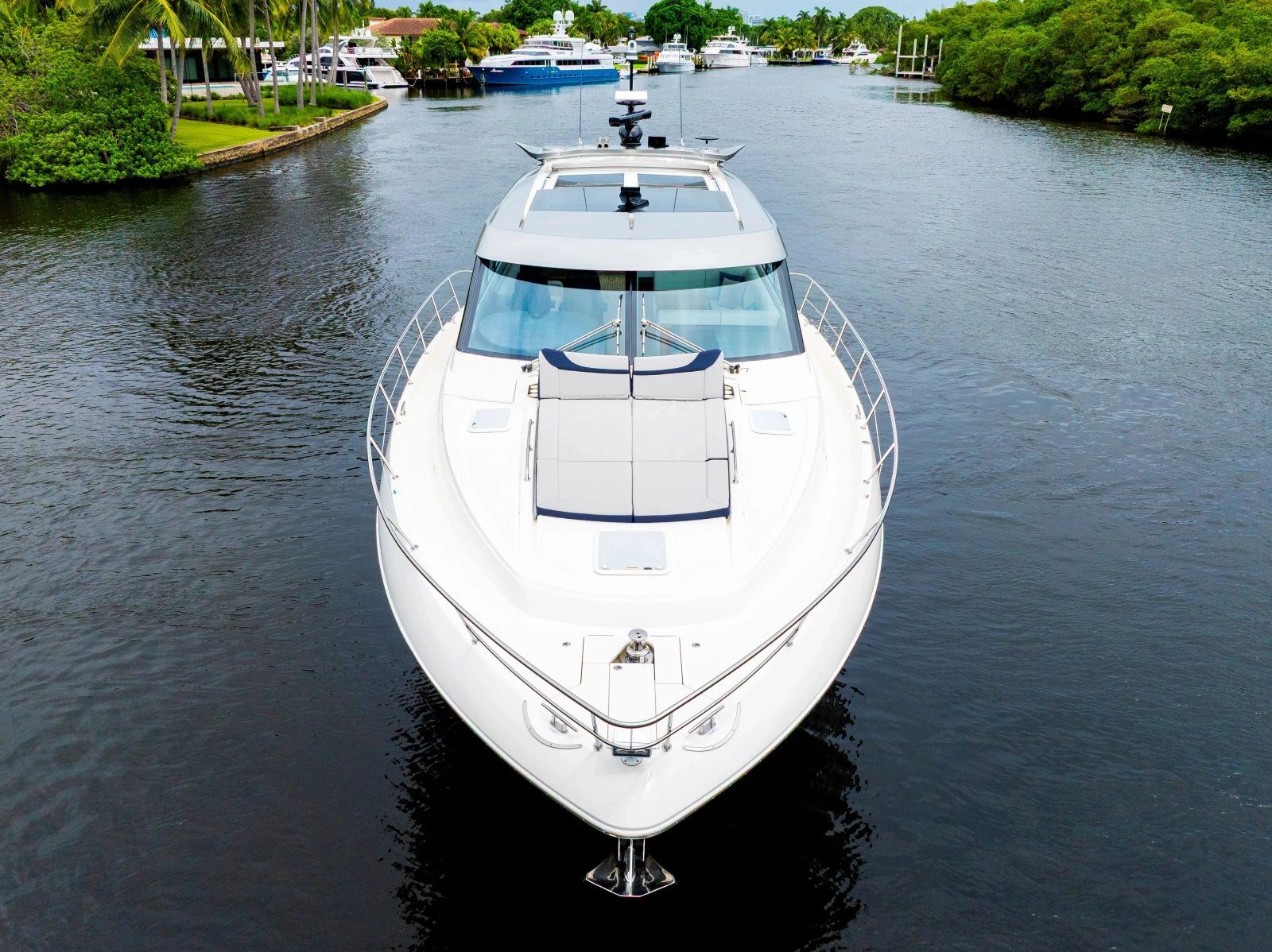 6000 SPORT YACHT 60ft Riviera Yacht For Sale