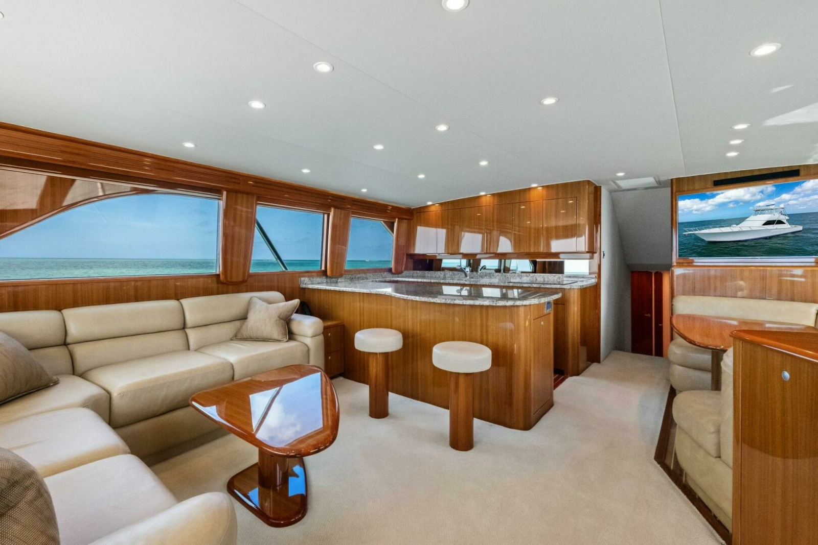 64' 2008 Viking 64 Convertible