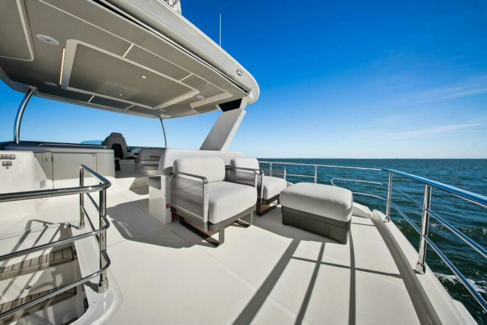 2025 Absolute Navetta 53